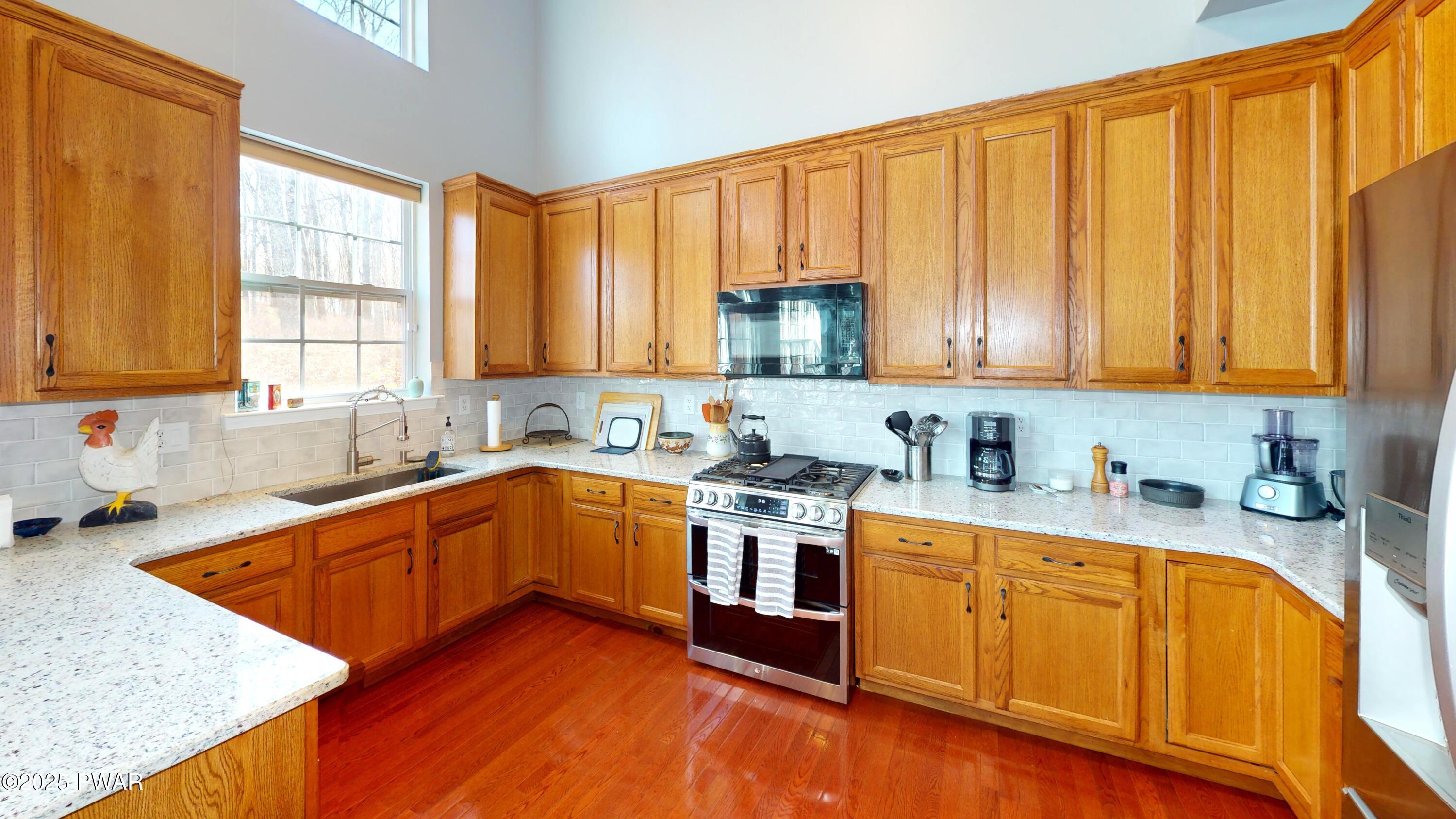 504 St Ives Court, Bushkill, Pennsylvania image 10