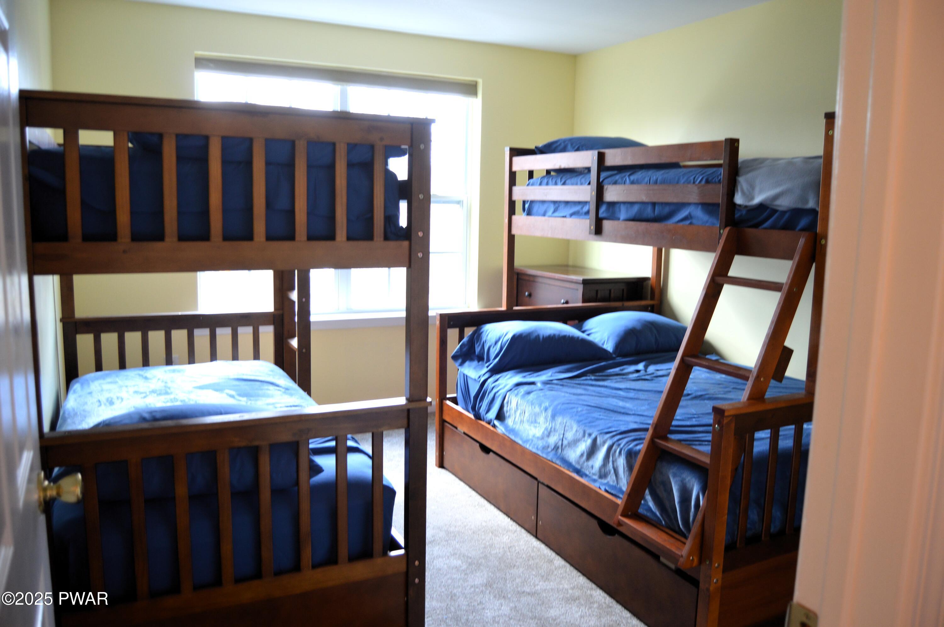 504 St Ives Court, Bushkill, Pennsylvania image 30