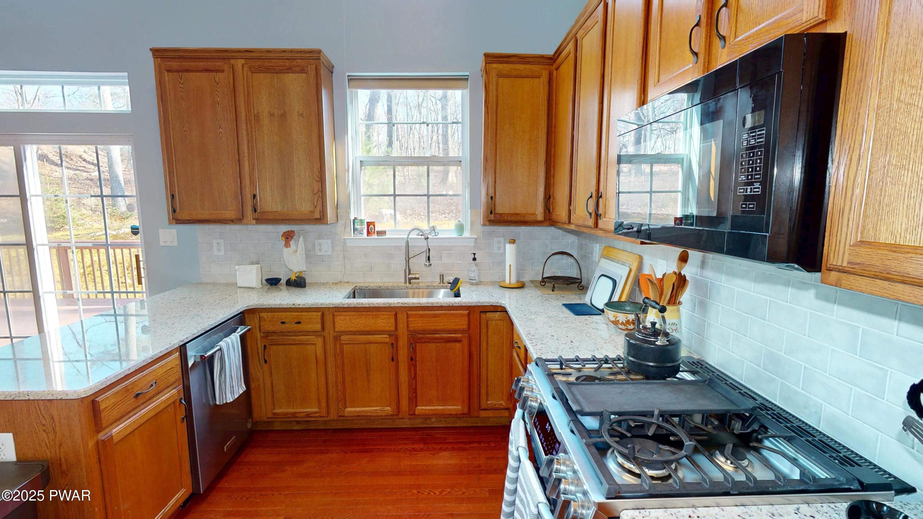504 St Ives Court, Bushkill, Pennsylvania image 12