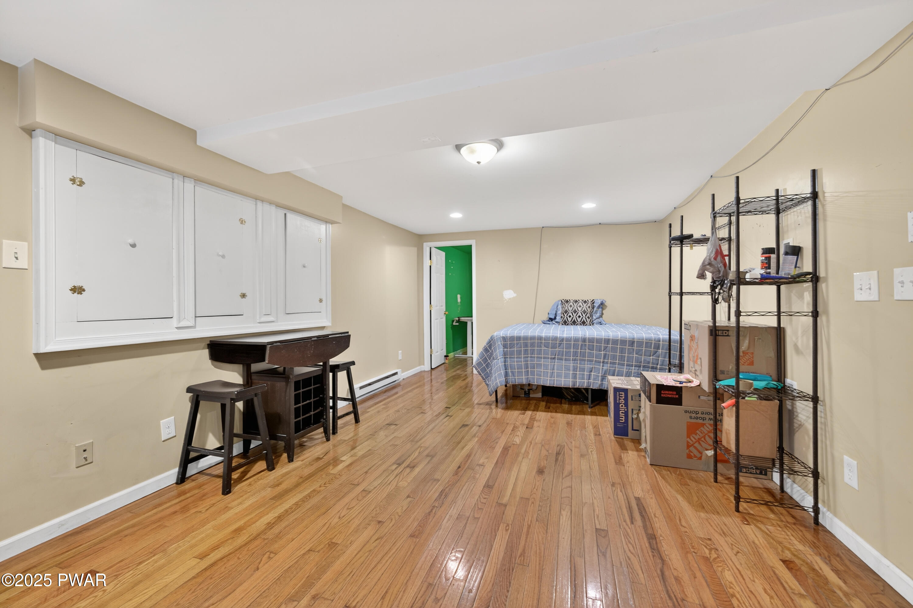 Lords Valley, Pennsylvania 18428, United States, 4 Bedrooms Bedrooms, ,3 BathroomsBathrooms,Residential,Active,195329