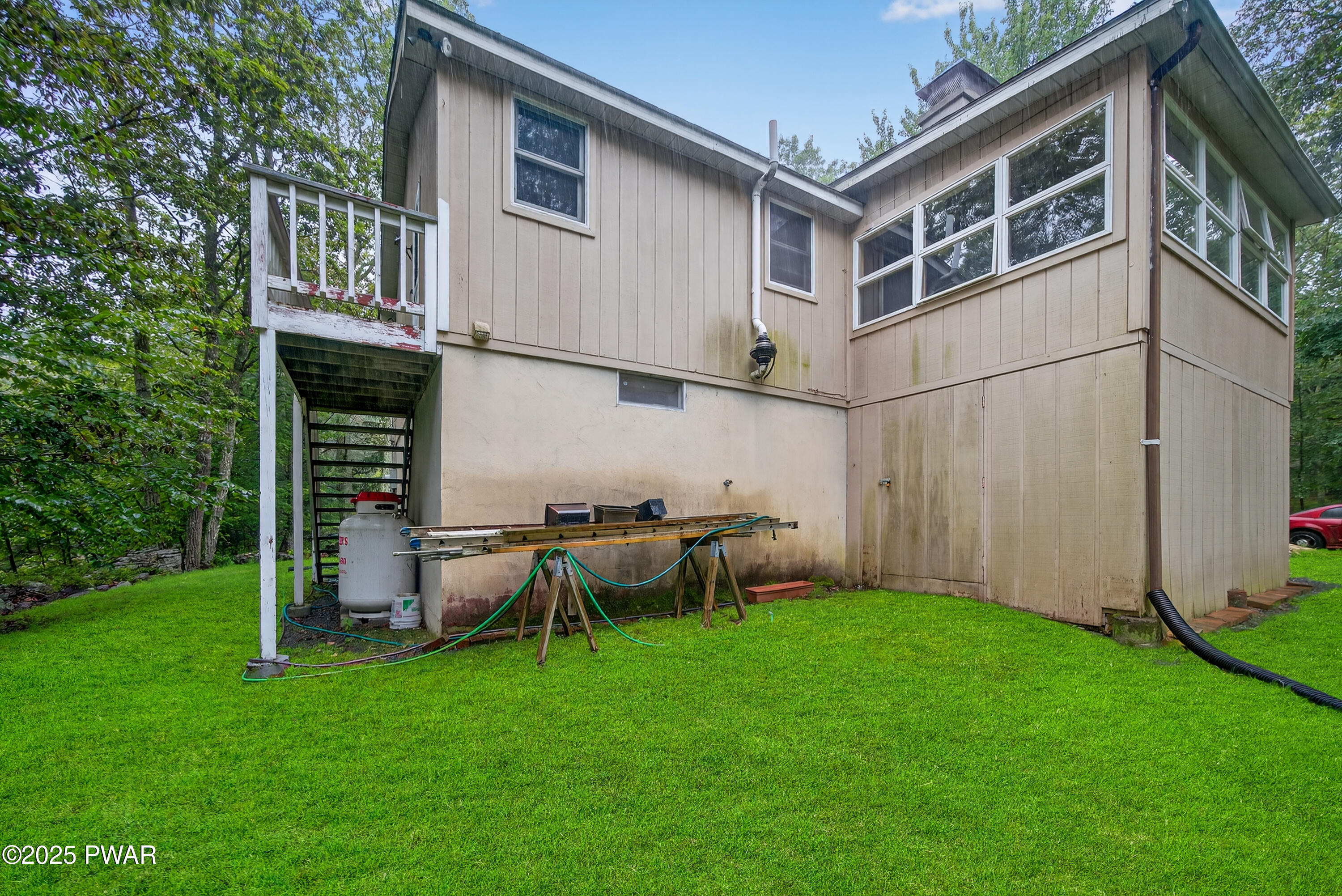 Lords Valley, Pennsylvania 18428, United States, 4 Bedrooms Bedrooms, ,3 BathroomsBathrooms,Residential,Active,195329