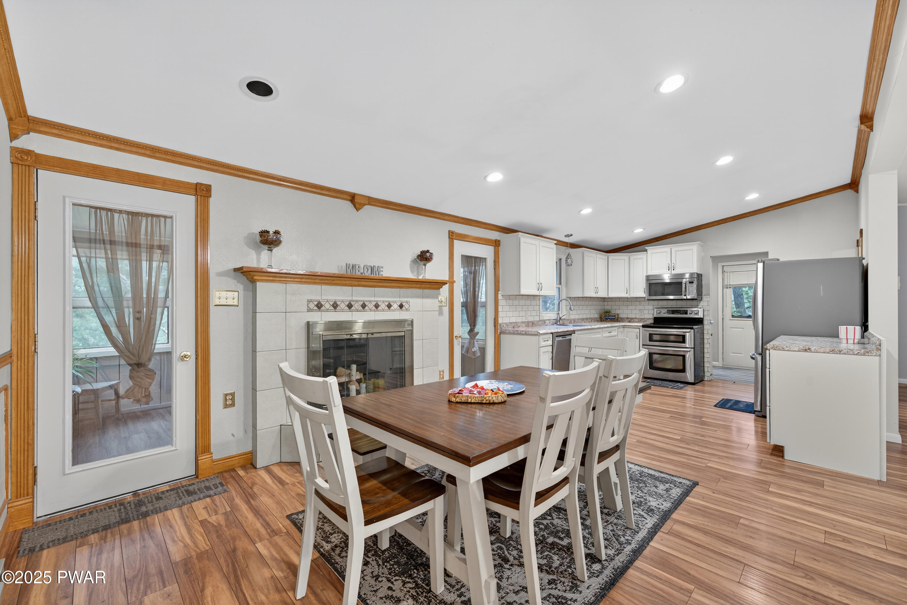 Lords Valley, Pennsylvania 18428, United States, 4 Bedrooms Bedrooms, ,3 BathroomsBathrooms,Residential,Active,195329