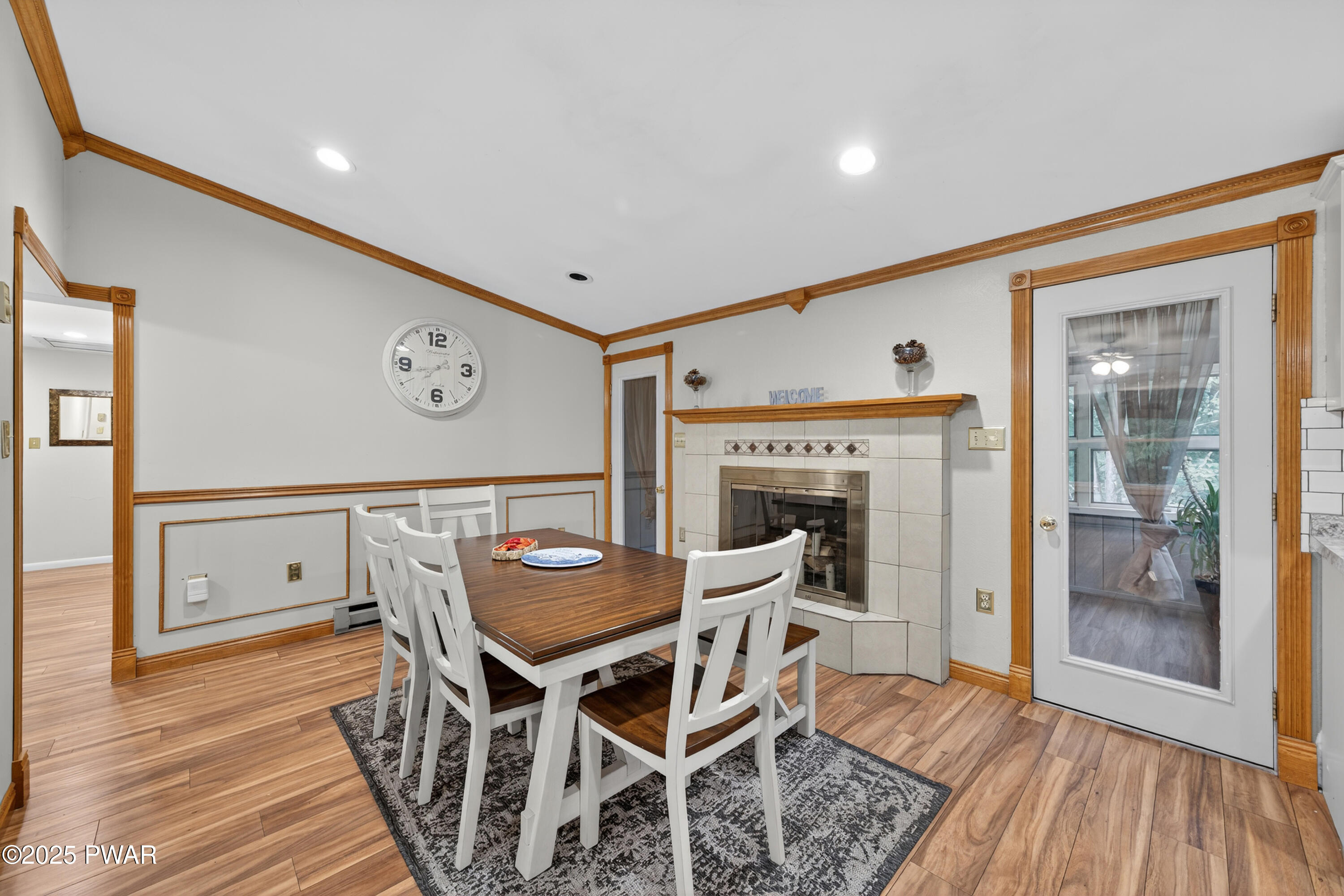 Lords Valley, Pennsylvania 18428, United States, 4 Bedrooms Bedrooms, ,3 BathroomsBathrooms,Residential,Active,195329