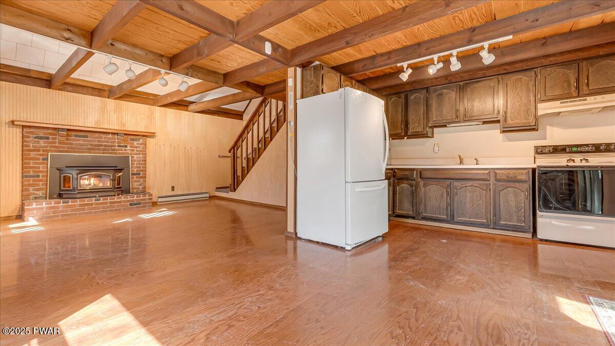 218 Paper Birch, Tafton, Pennsylvania image 13