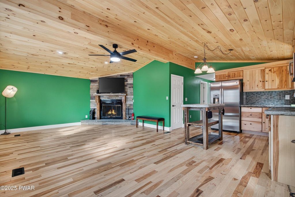 Photo of 123 Andiron Way, Lackawaxen, PA 18435 (MLS # PW253694)