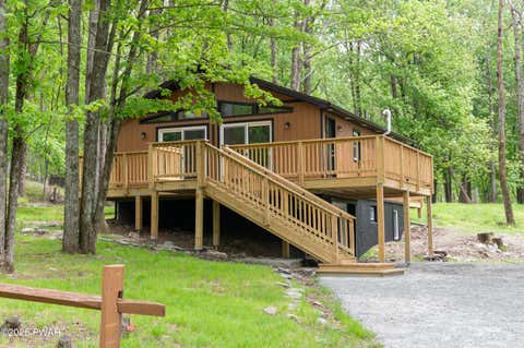 Homes For Sale - 124 Fawn Lake Drive<br/> Hawley, PA 18428