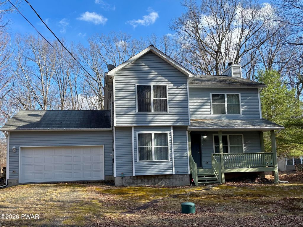 Photo of 154 Lakeview Drive, Dingmans Ferry, PA 18328 (MLS # PW260857)