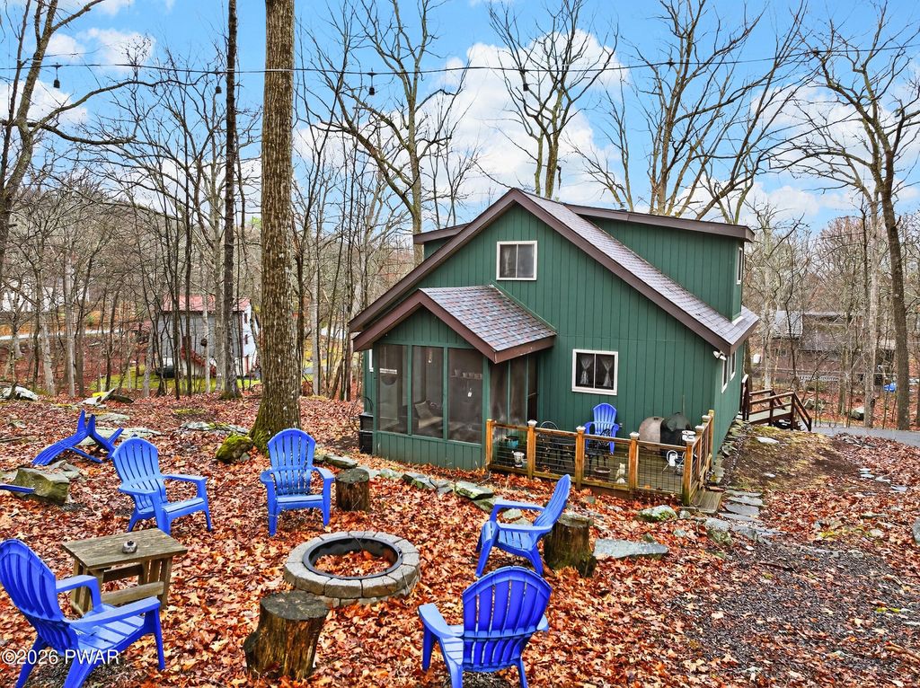 Photo of 119 Bond Court, Bushkill, PA 18324 (MLS # PW260858)