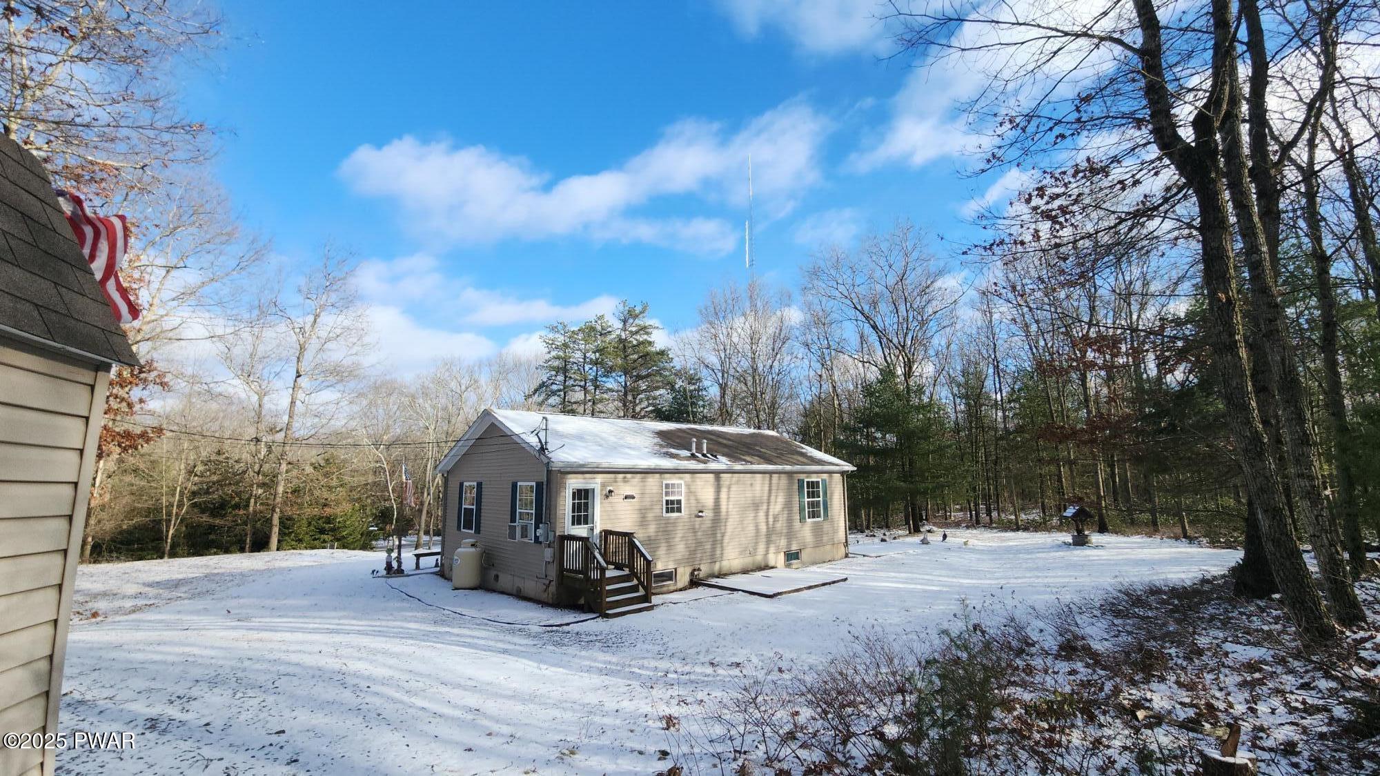 209 Neil Thompson Road, Lackawaxen, Pennsylvania image 7