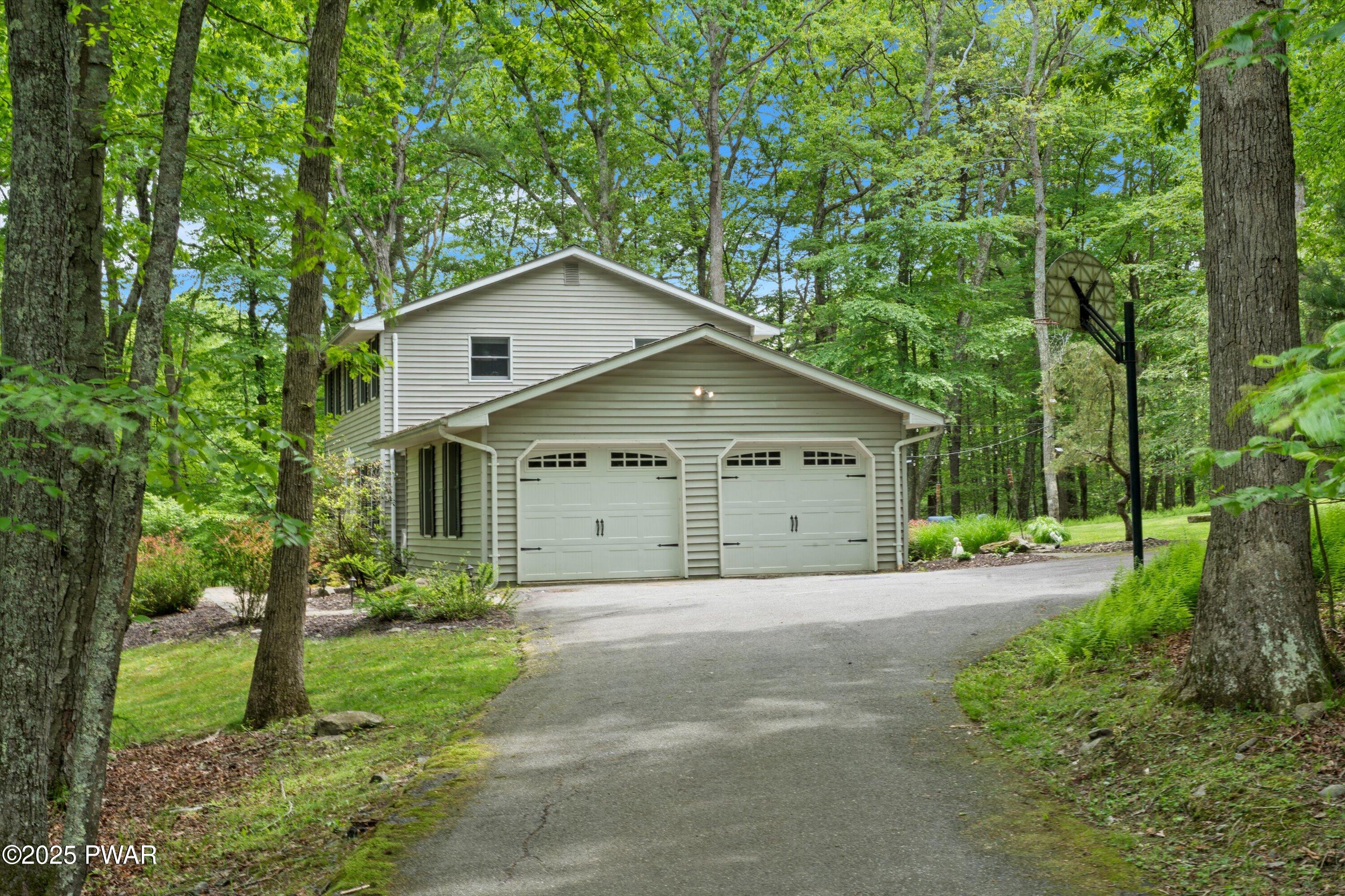 110 Partridge Lane, Milford, Pennsylvania image 2