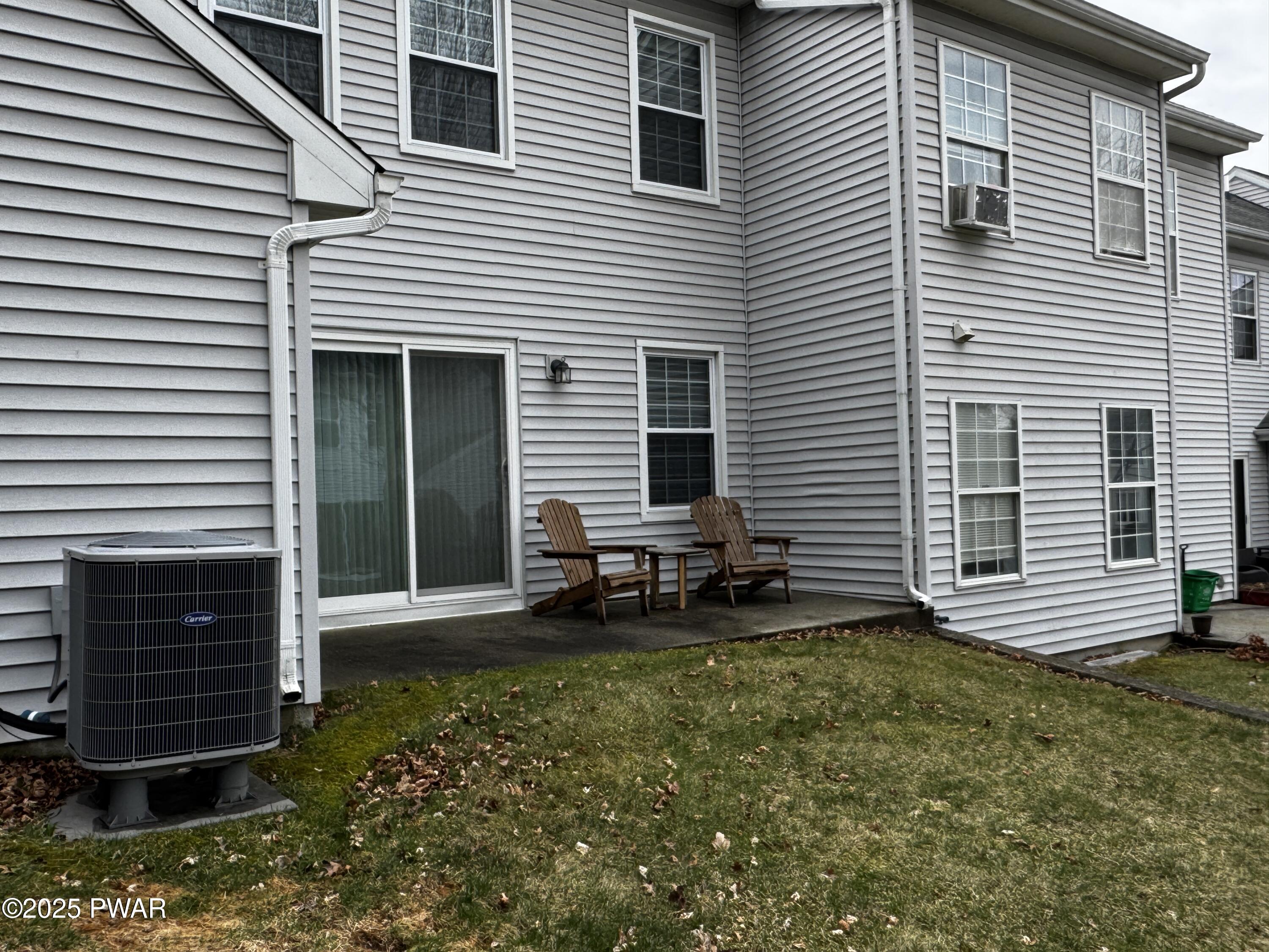 12 Kendal Lane, Middletown, New York image 3