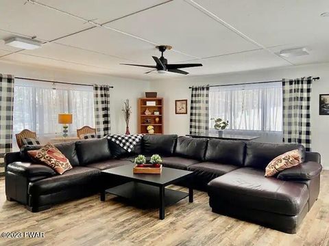 Homes For Sale - 19 Mountainside Drive<br/> Wayne County, Gouldsboro, PA 18424