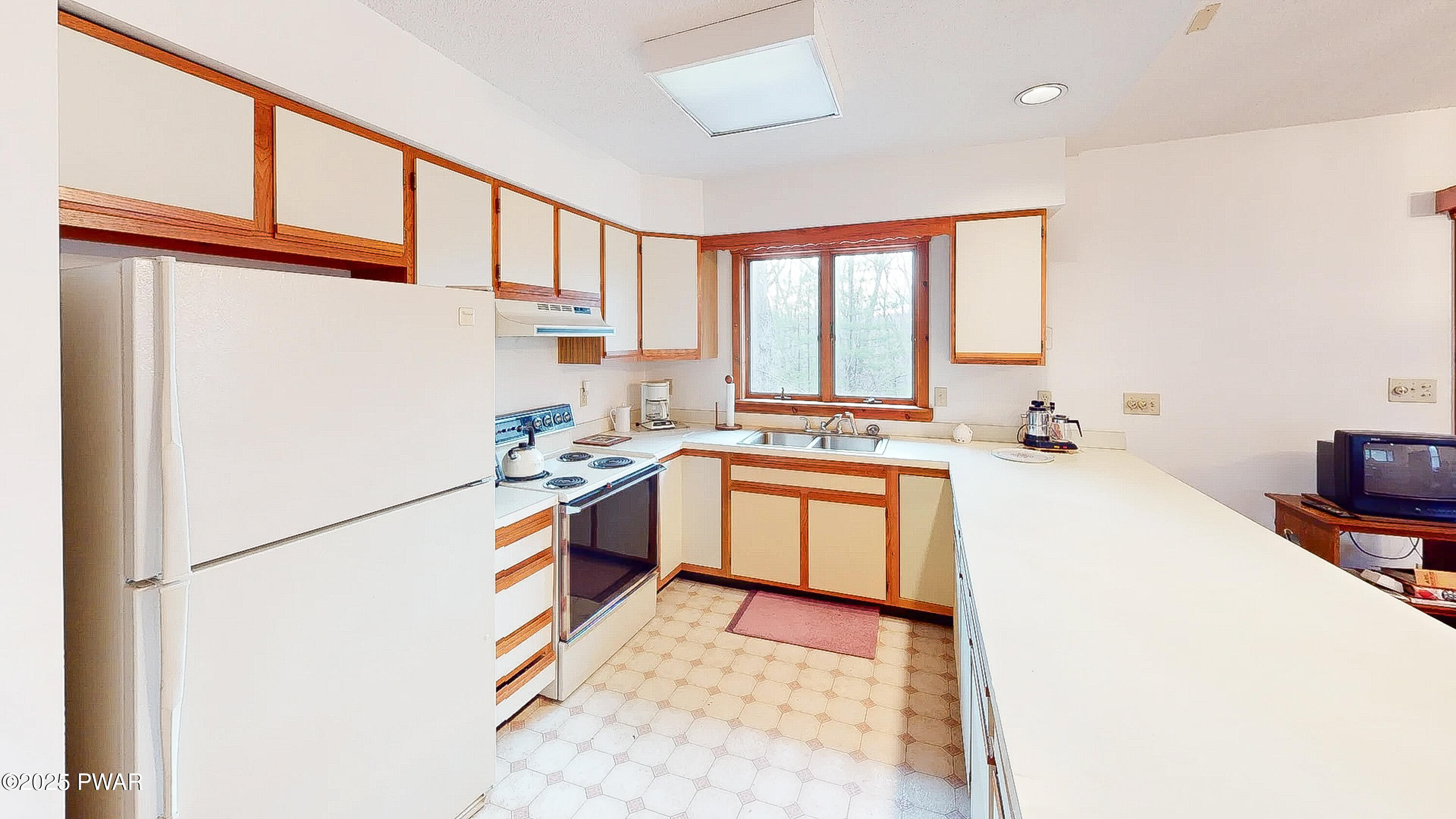 133 Pebble Rock Road, Lackawaxen, Pennsylvania image 3