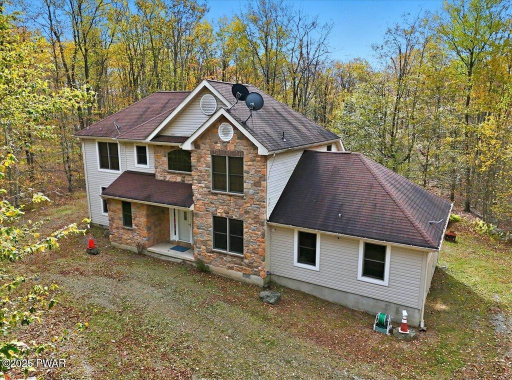 Photo of 135 Split Rock Road, Newfoundland, PA 18445 (MLS # PW261043)