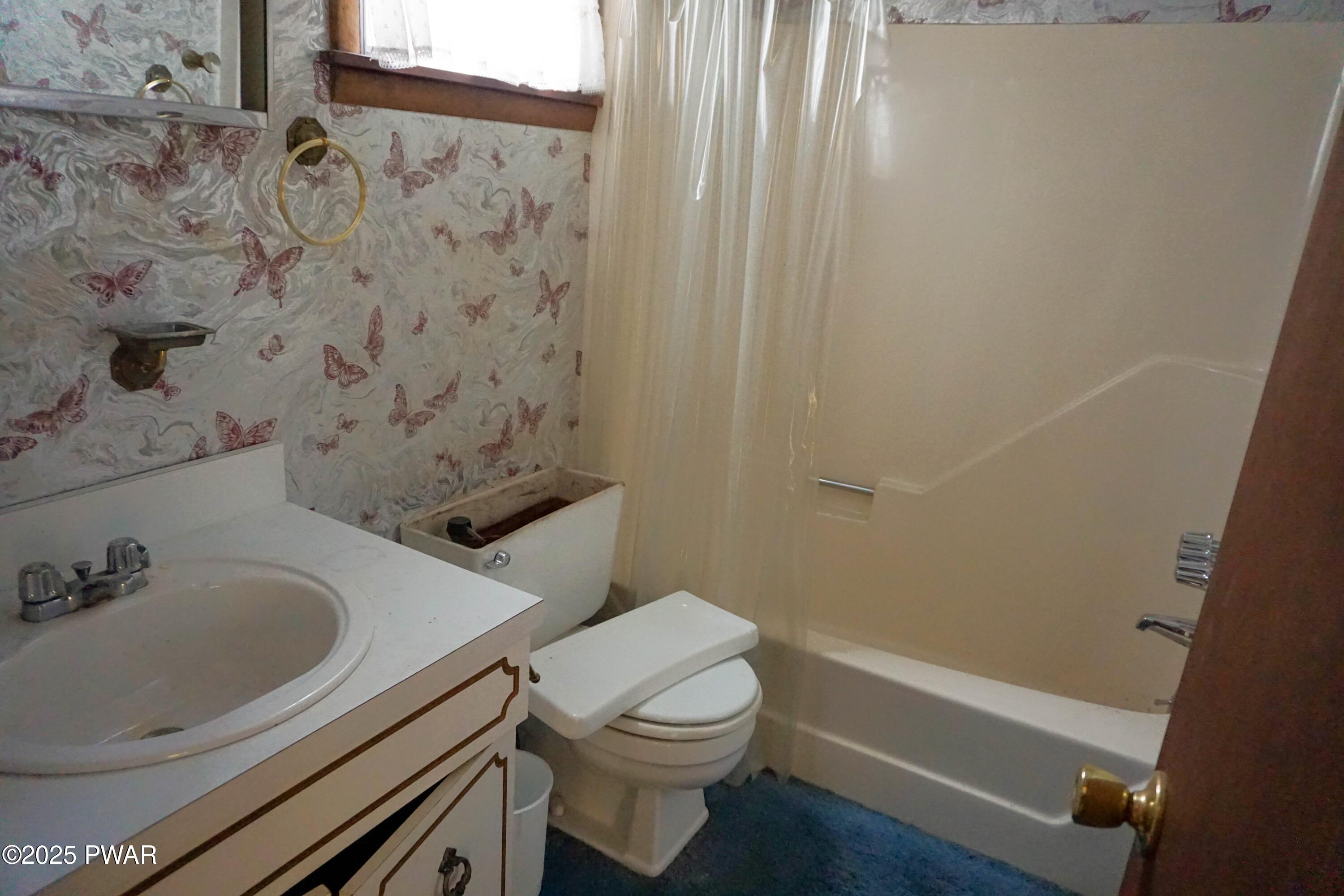 162 W Shore Drive, Milford, Pennsylvania image 9
