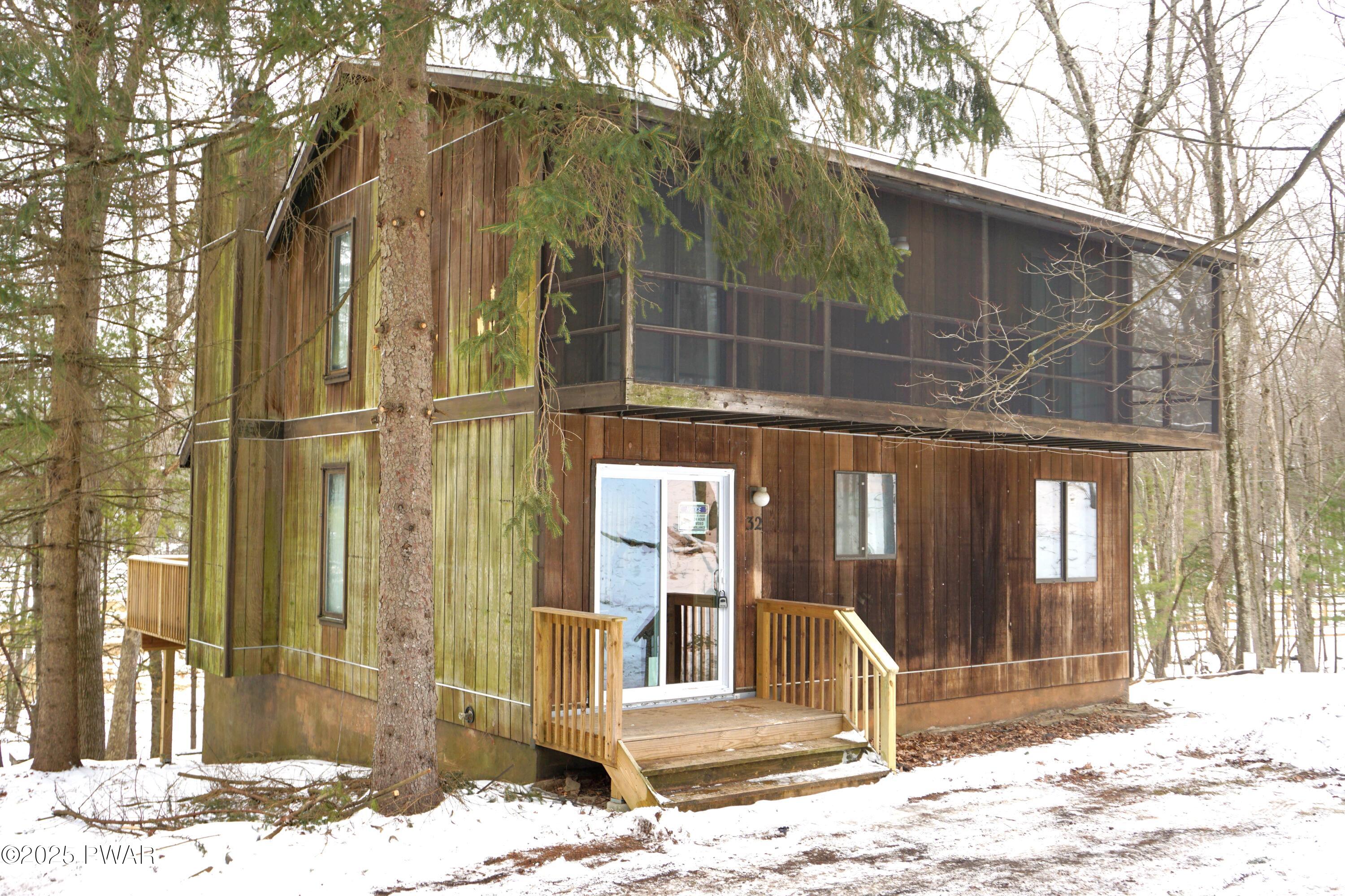 162 W Shore Drive, Milford, Pennsylvania image 1