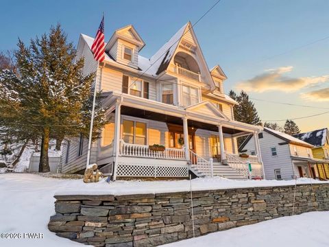 Homes For Sale - 107 Willow Avenue<br/> Honesdale, PA 18431