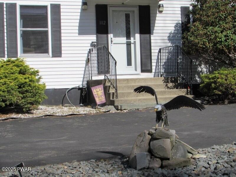 102 Yvonne Court, Dingmans Ferry, Pennsylvania image 3