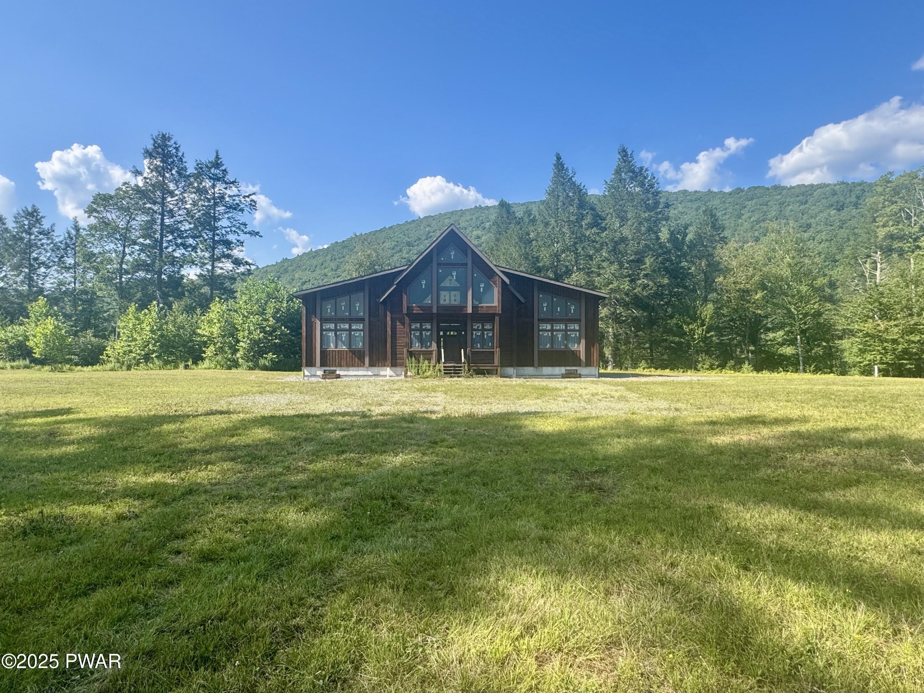 Equinunk, Pennsylvania, 18417, United States, 3 Bedrooms Bedrooms, ,3 BathroomsBathrooms,Residential,Active,1914829
