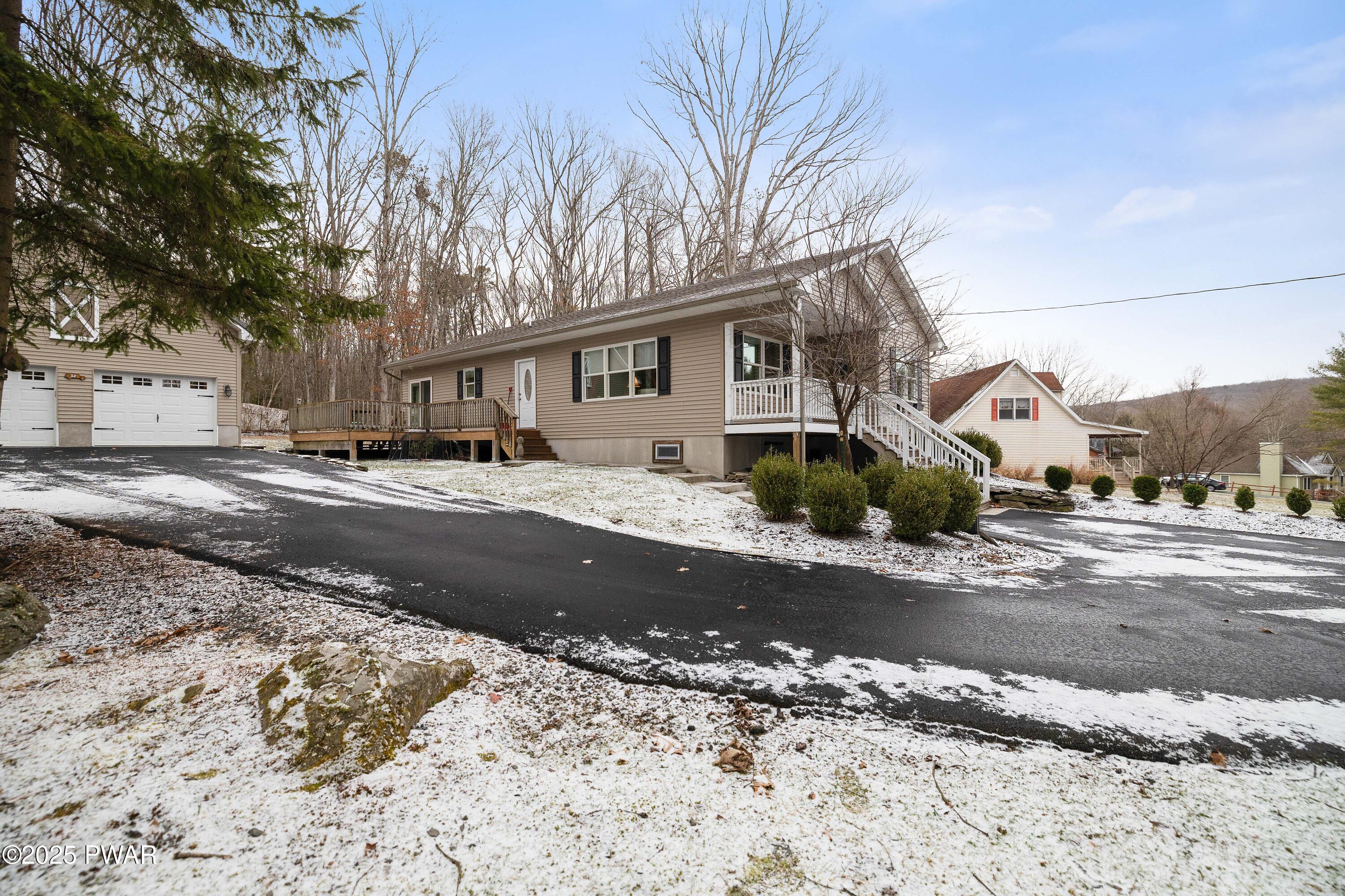 32 Meadows Drive, Hawley, Pennsylvania image 3