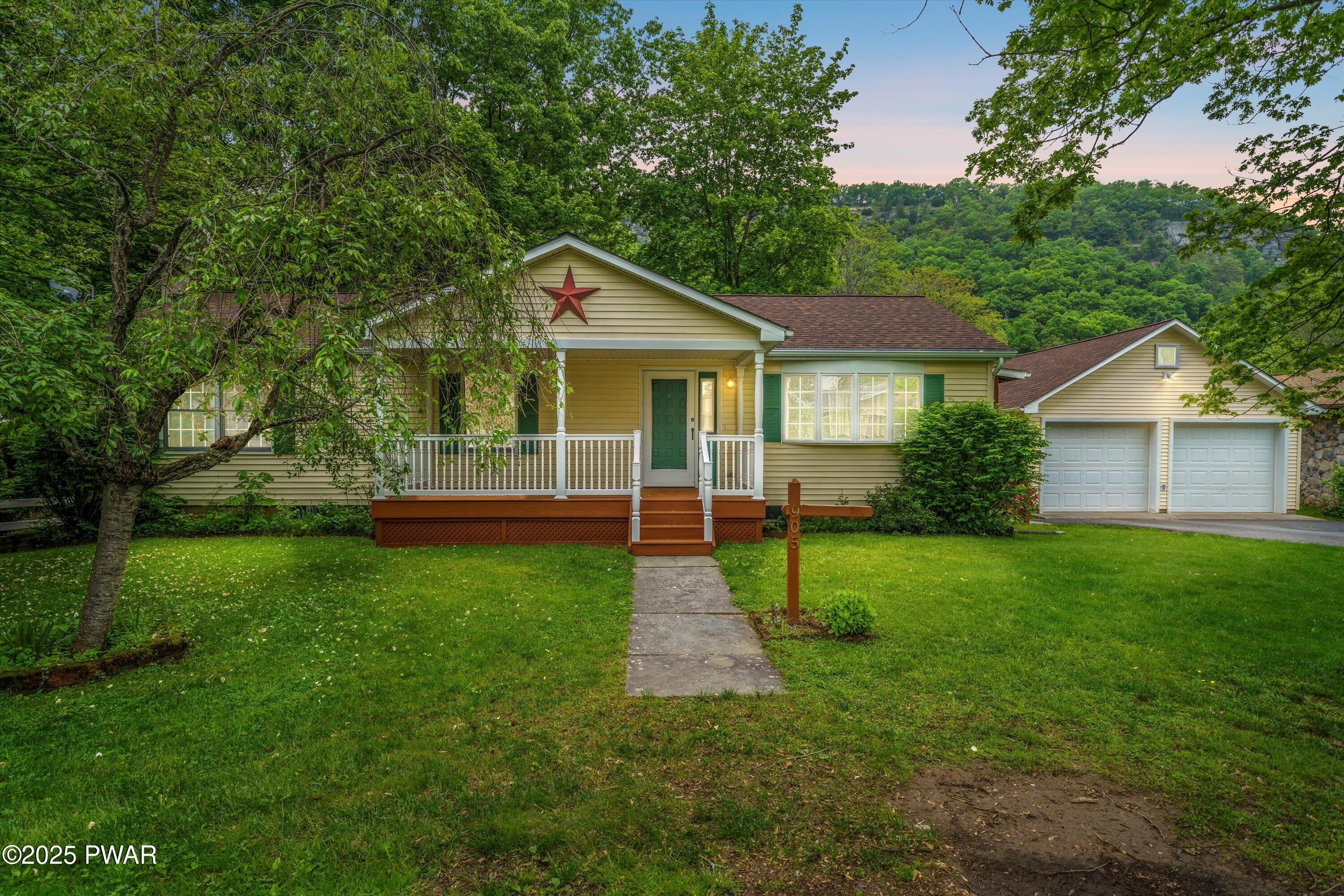 905 Avenue H, Matamoras, Pennsylvania image 1