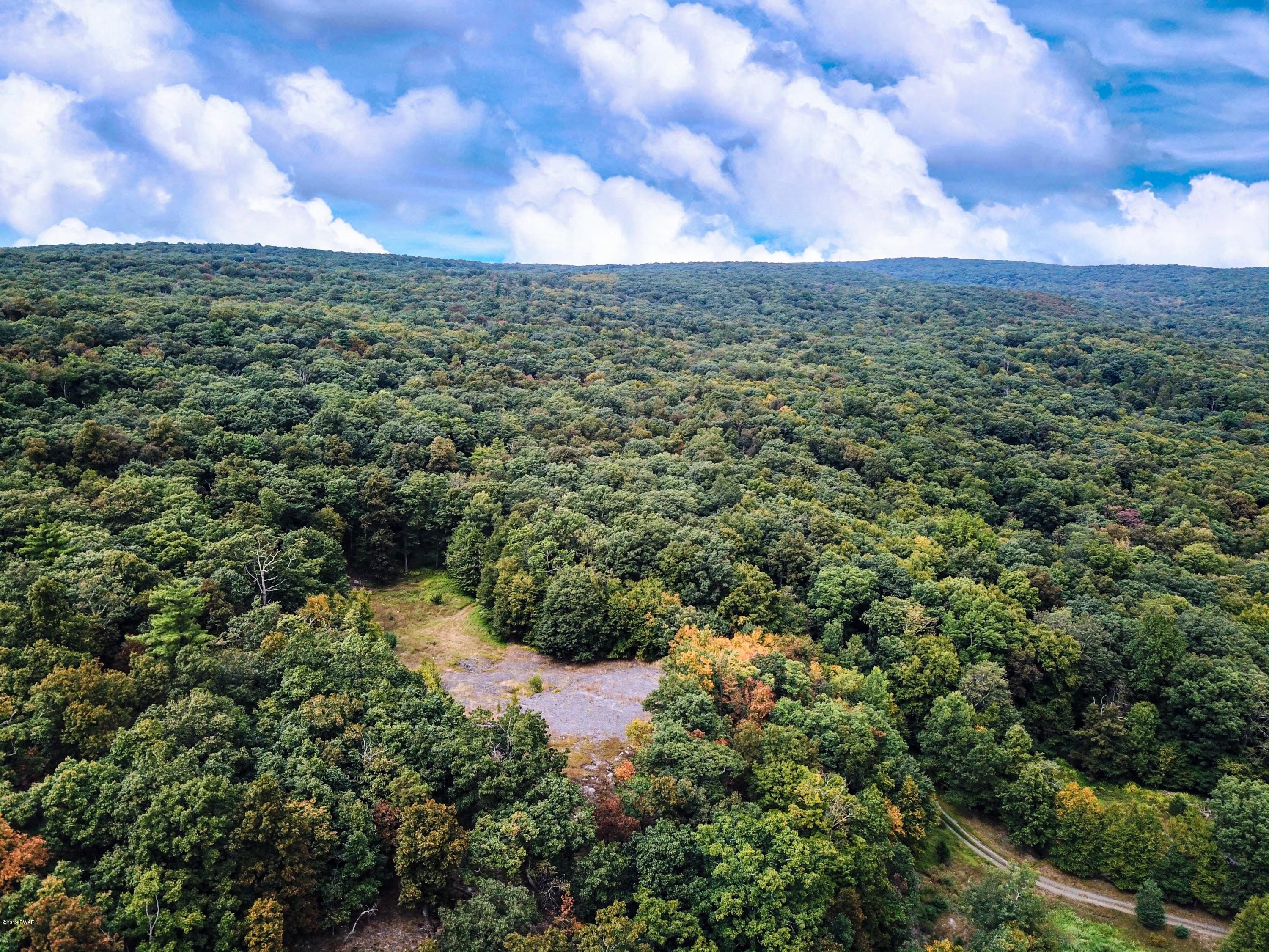 2313 Milford Road, Bushkill, Pennsylvania image 3