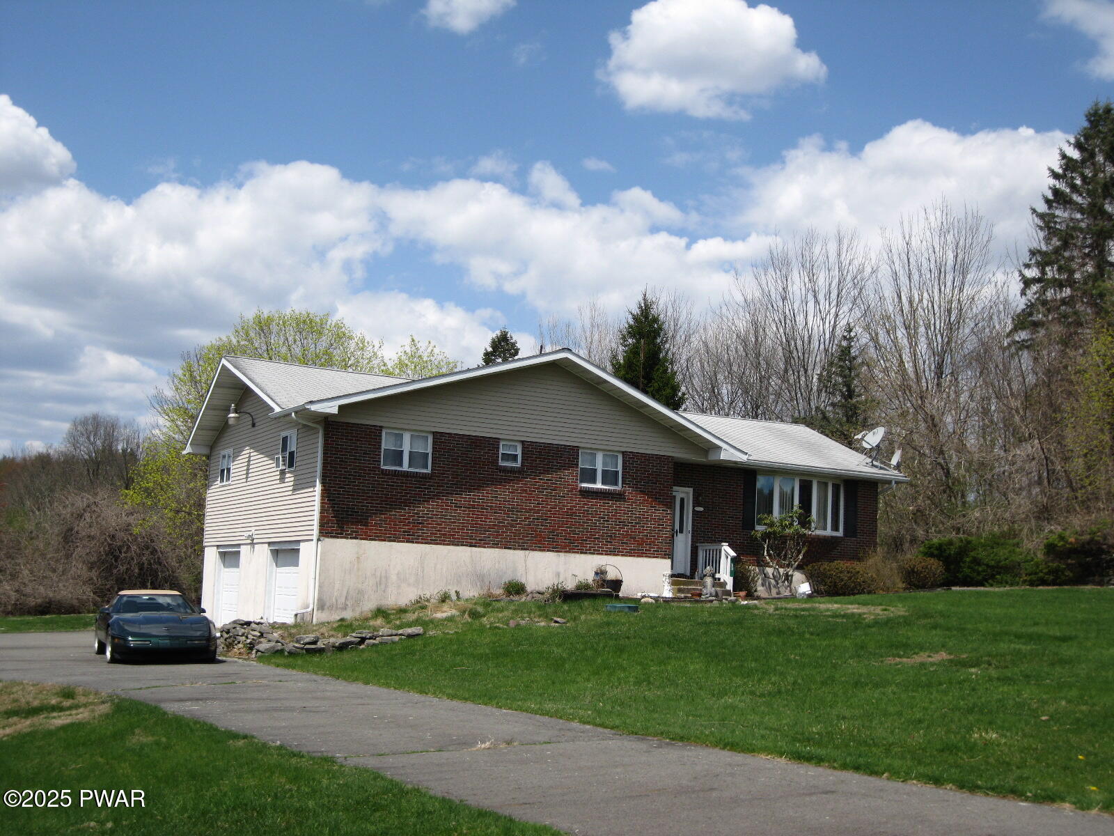 55 Hillside Drive, Hawley, Pennsylvania image 3