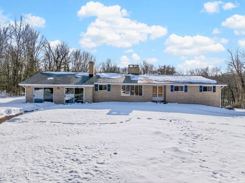 Homes For Sale - 186 Owego Turnpike<br/> Shohola, PA 18458