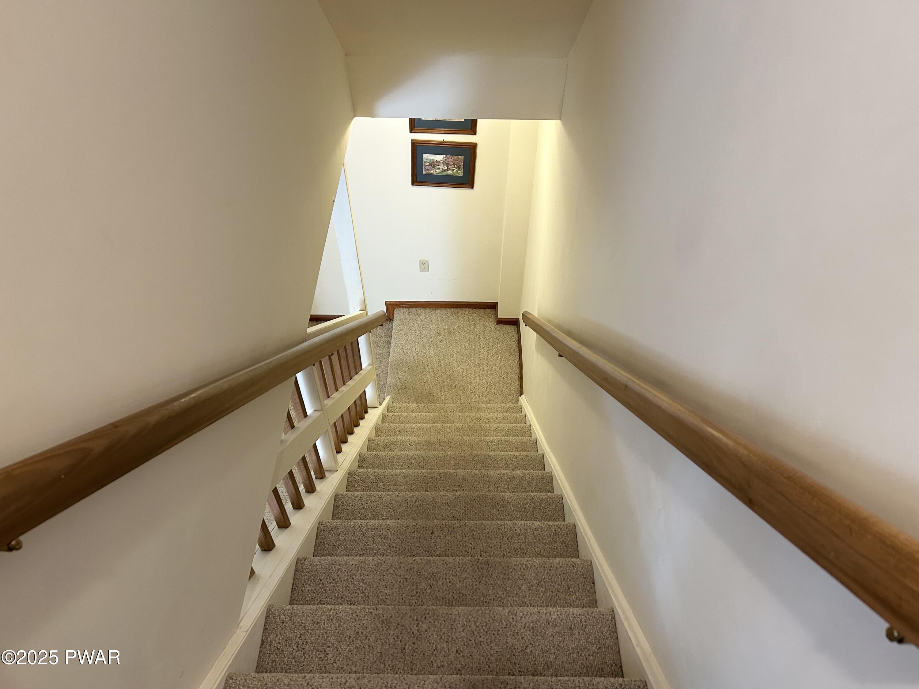 1050 Green Valley Cir Cir, Lake Ariel, Pennsylvania image 30