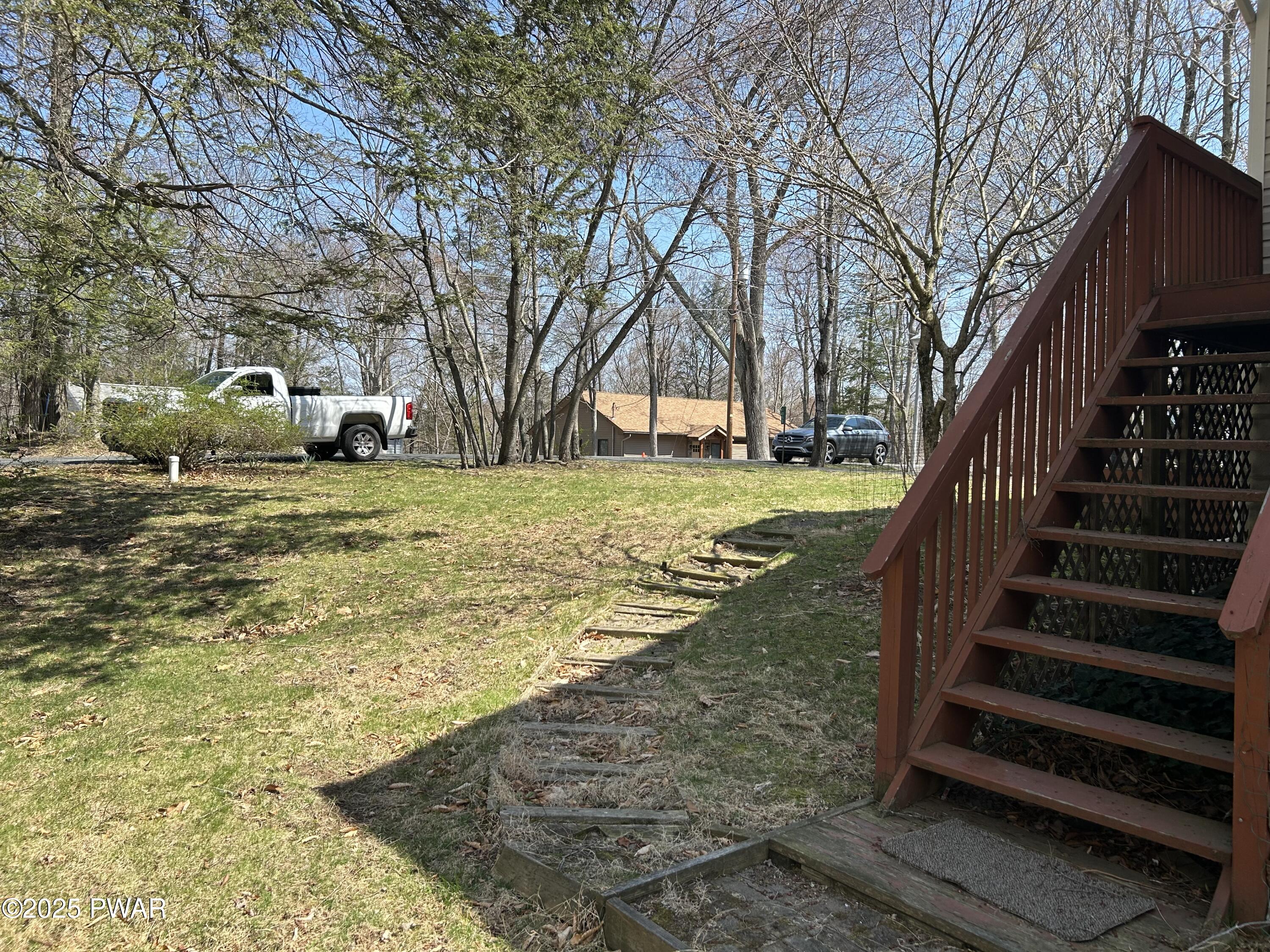 1050 Green Valley Cir Cir, Lake Ariel, Pennsylvania image 6