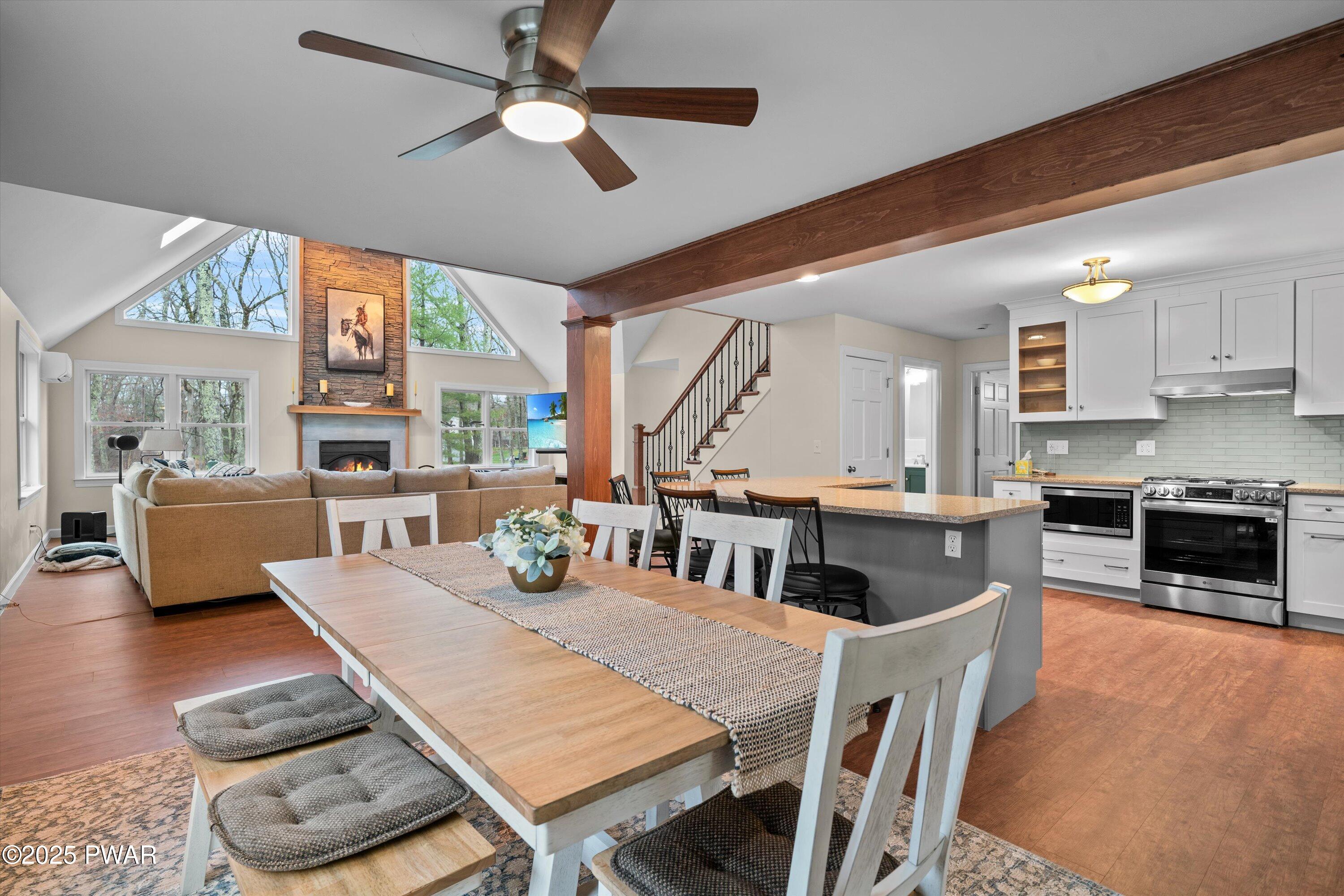 Lords Valley, Pennsylvania 18428, United States, 4 Bedrooms Bedrooms, ,3 BathroomsBathrooms,Residential,Pending,108178