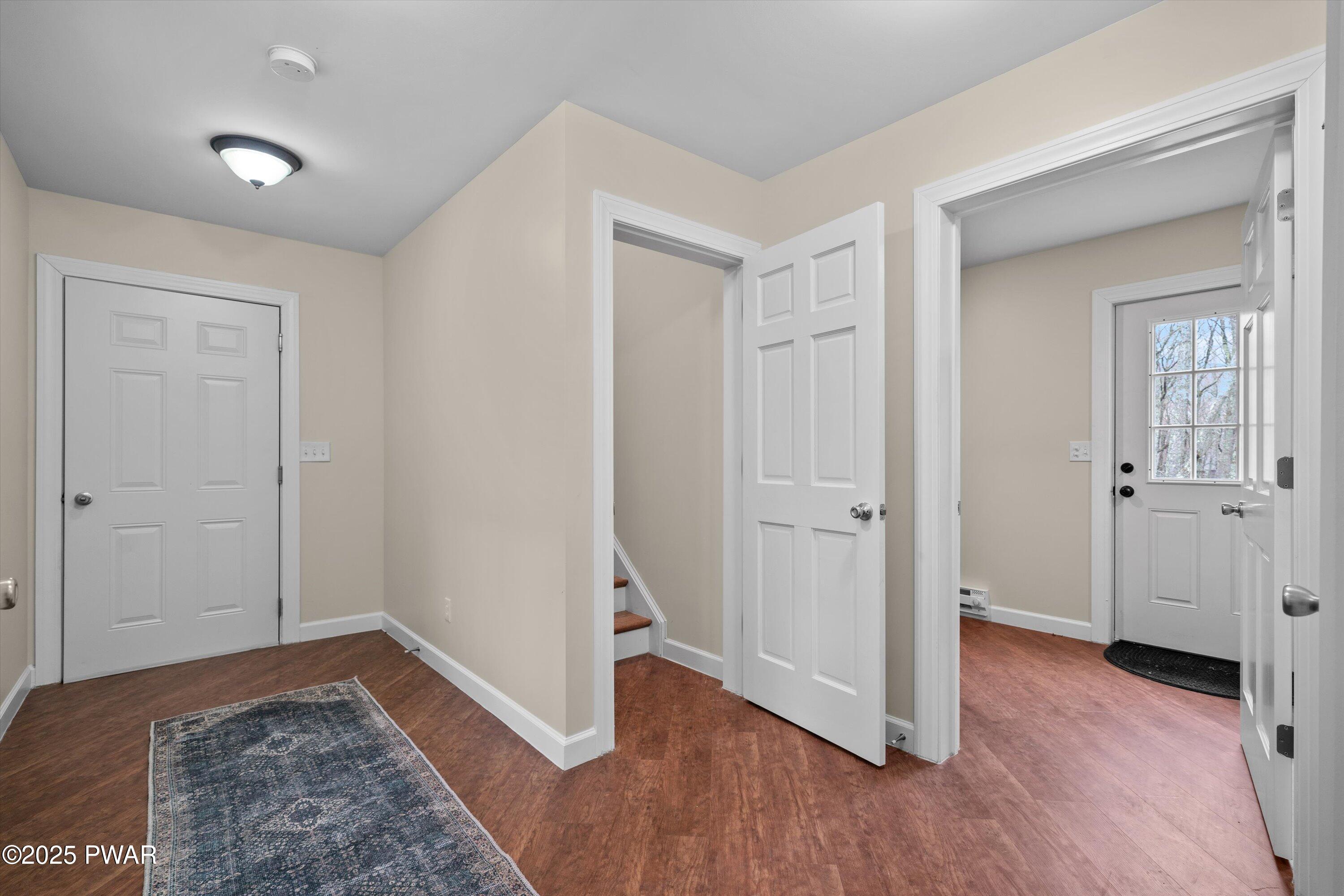 Lords Valley, Pennsylvania 18428, United States, 4 Bedrooms Bedrooms, ,3 BathroomsBathrooms,Residential,Pending,108178