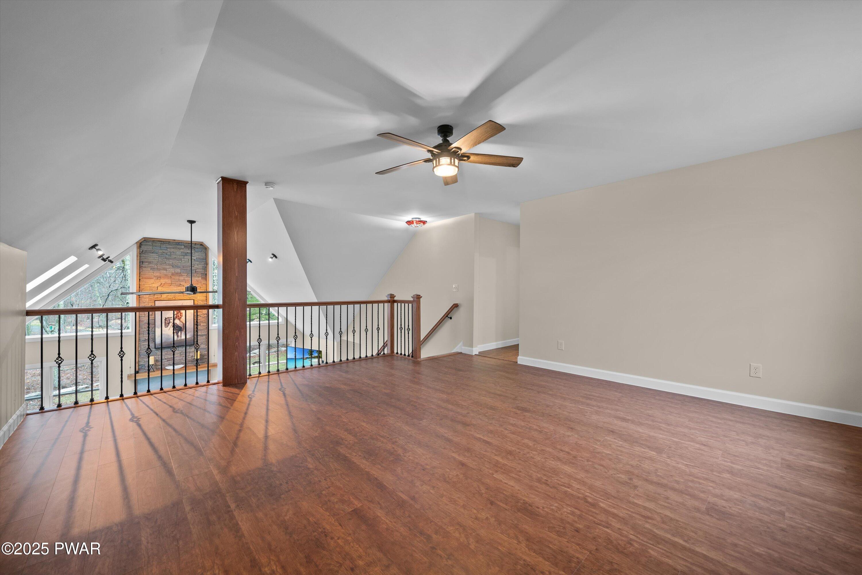 Lords Valley, Pennsylvania 18428, United States, 4 Bedrooms Bedrooms, ,3 BathroomsBathrooms,Residential,Pending,108178