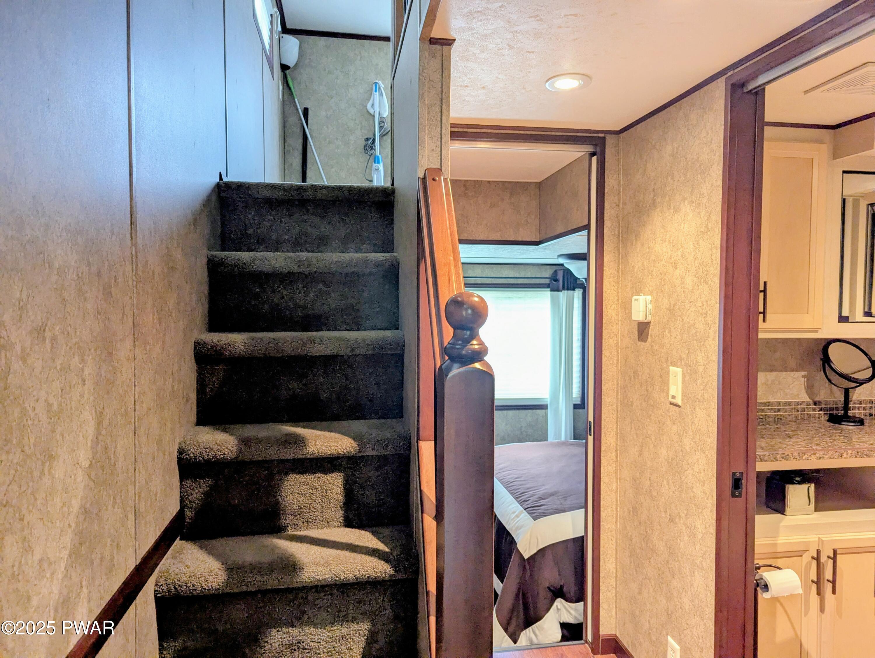 313 Shohola Lane, Shohola, Pennsylvania image 13