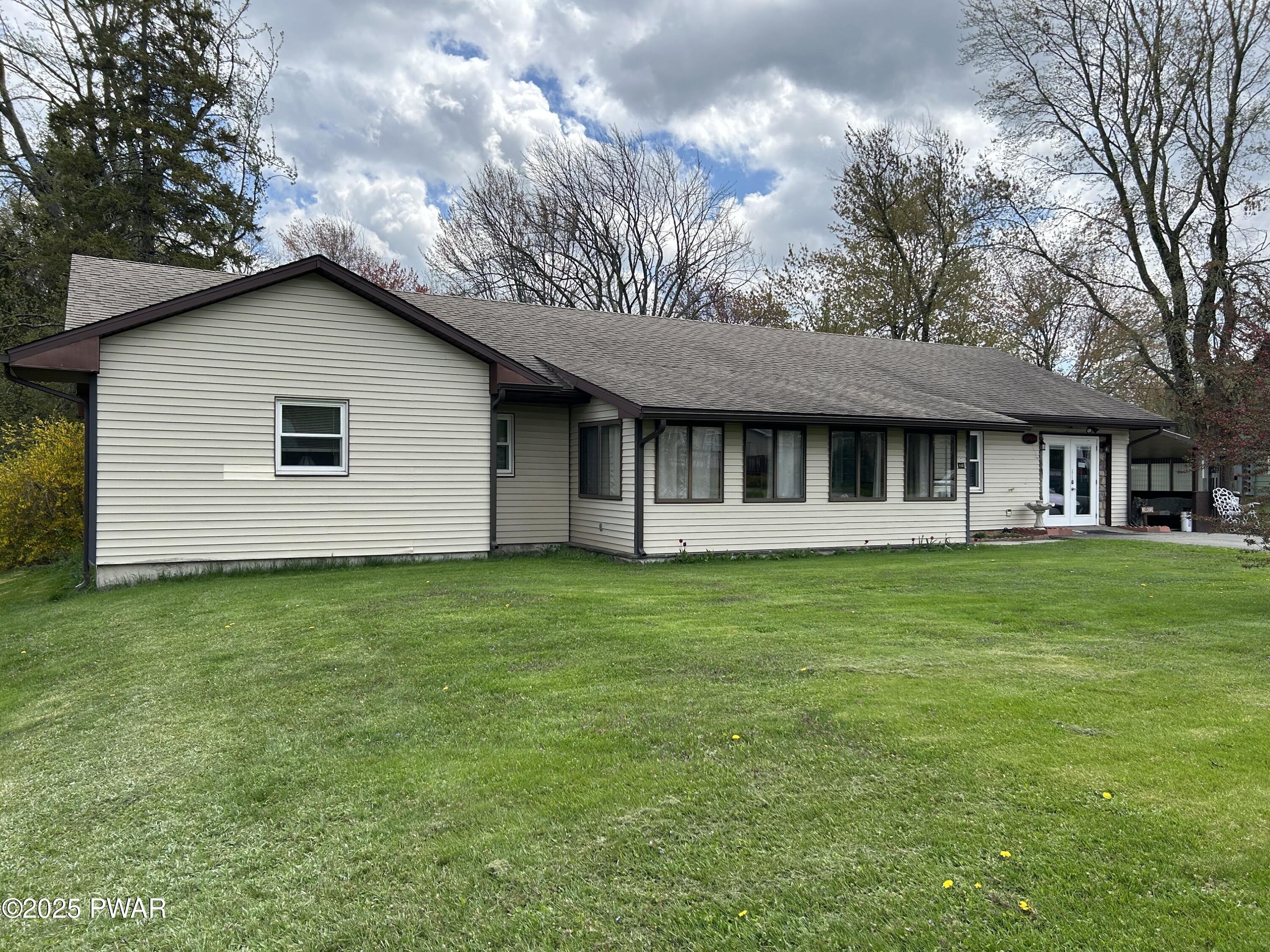 448 Cemetery Road, Hamlin, Pennsylvania image 1