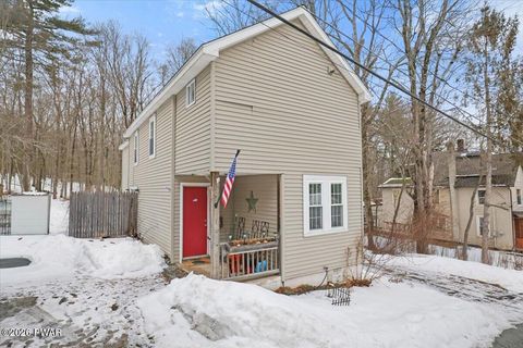 Multifamily For Sale - 454/456 Woodland Avenue<br/> Hawley, PA 18428