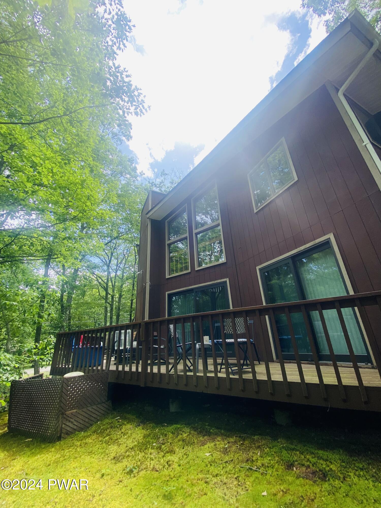 Lords Valley, Pennsylvania 18428, United States, 3 Bedrooms Bedrooms, ,2 BathroomsBathrooms,Residential,Active,56548