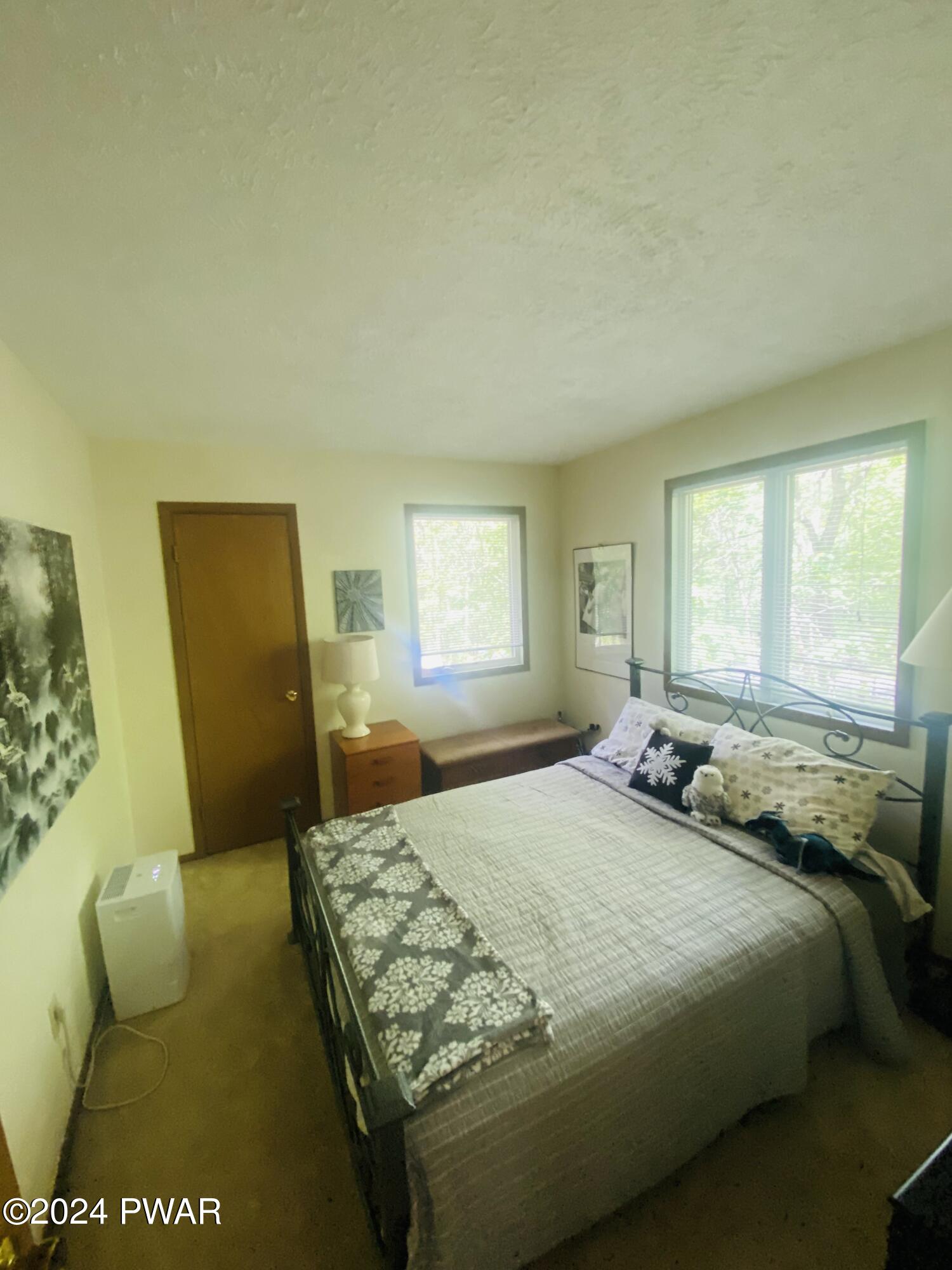 Lords Valley, Pennsylvania 18428, United States, 3 Bedrooms Bedrooms, ,2 BathroomsBathrooms,Residential,Active,56548