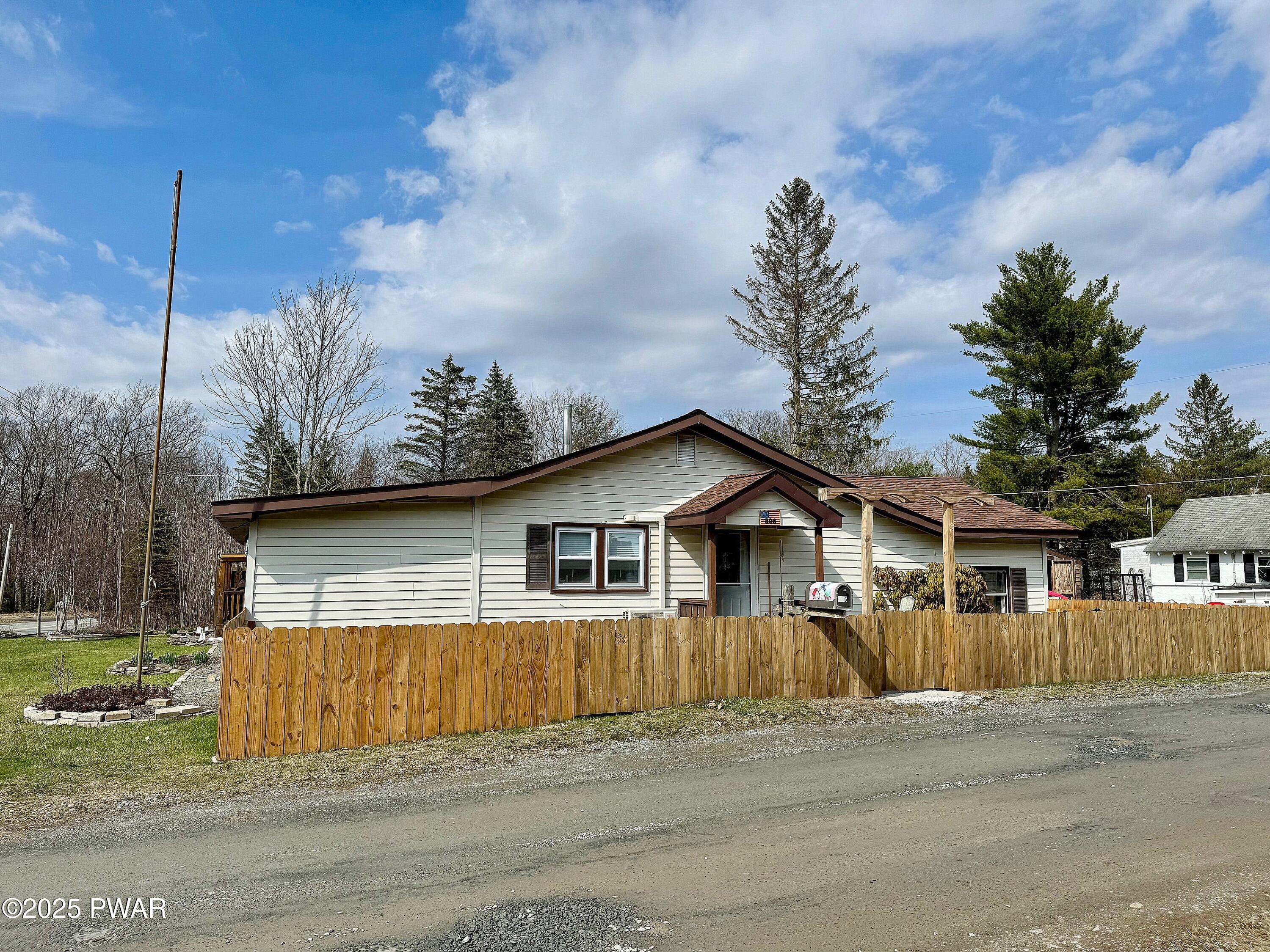 896 Rt. 390, Greentown, Pennsylvania image 48