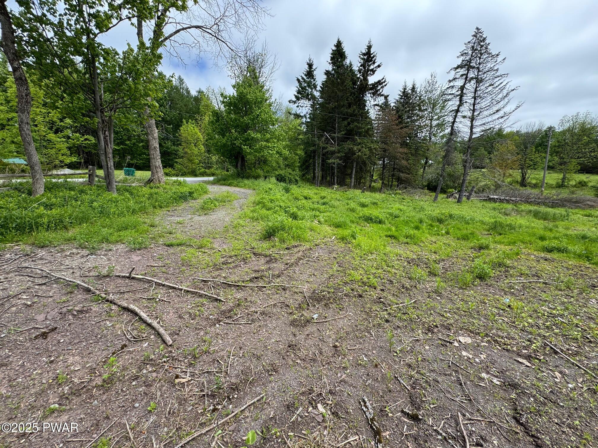 1850 Hancock Highway, Honesdale, Pennsylvania image 11