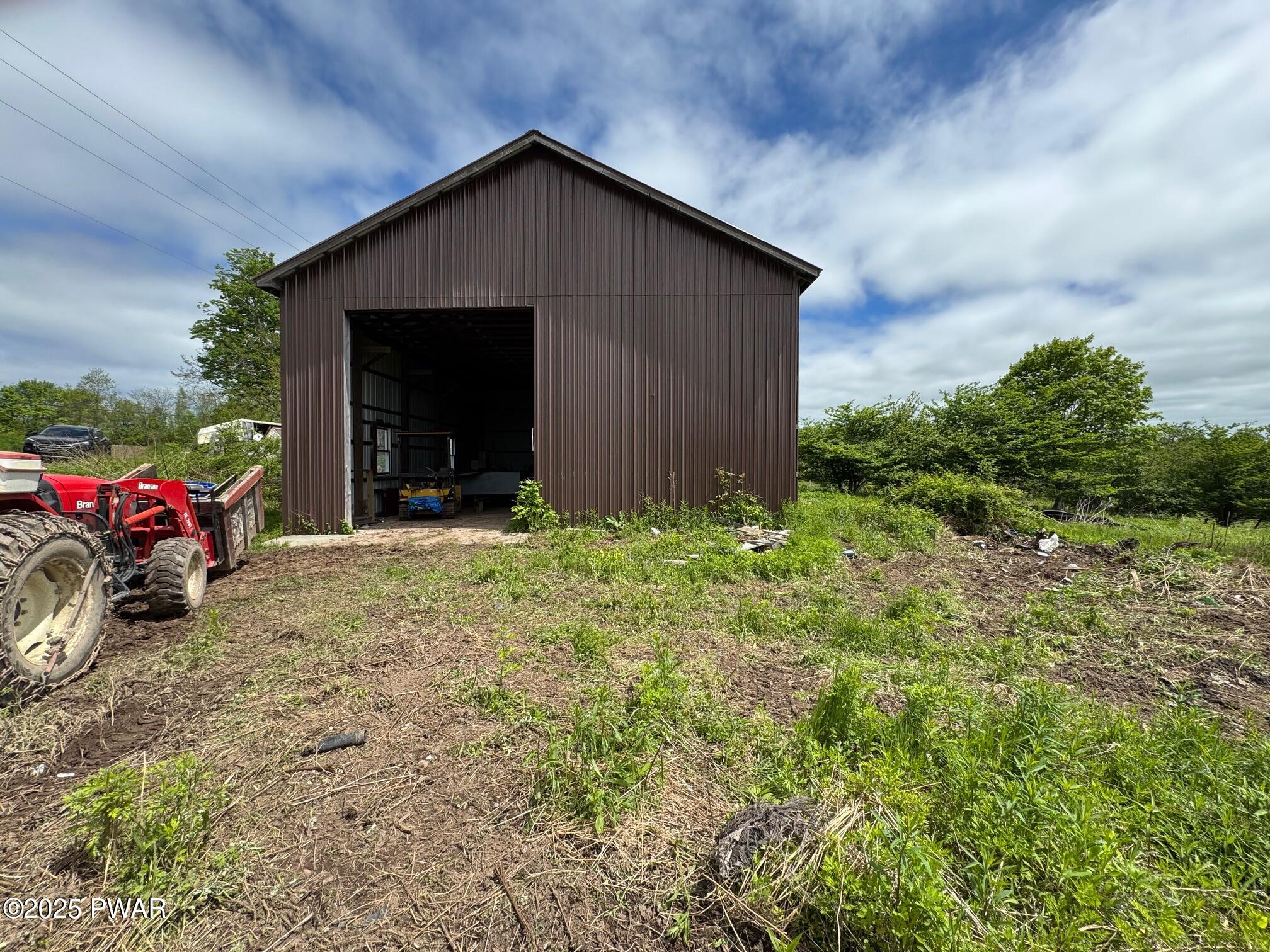 1850 Hancock Highway, Honesdale, Pennsylvania image 5