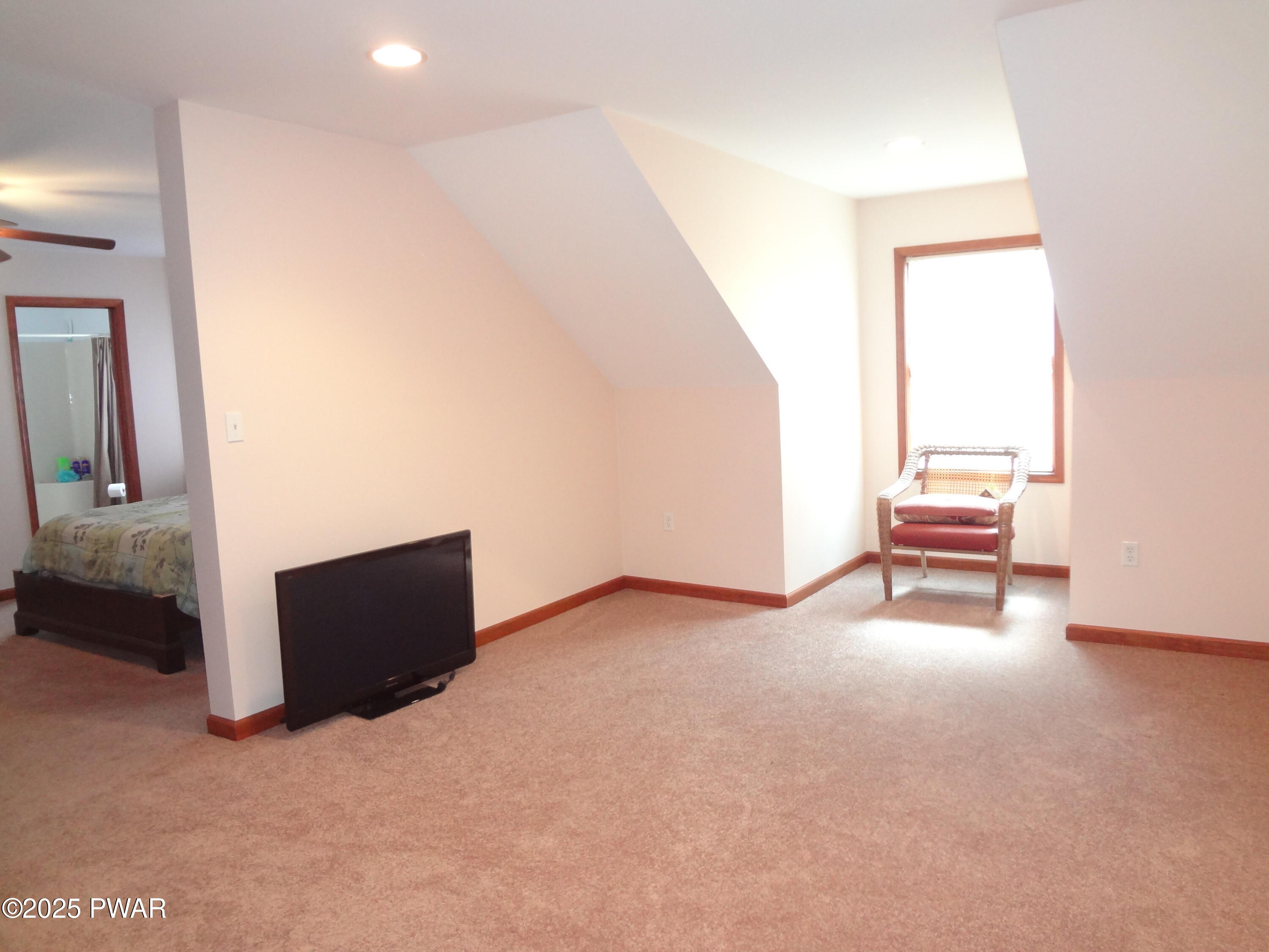 1100 Dewberry Drive, Hawley, Pennsylvania image 19