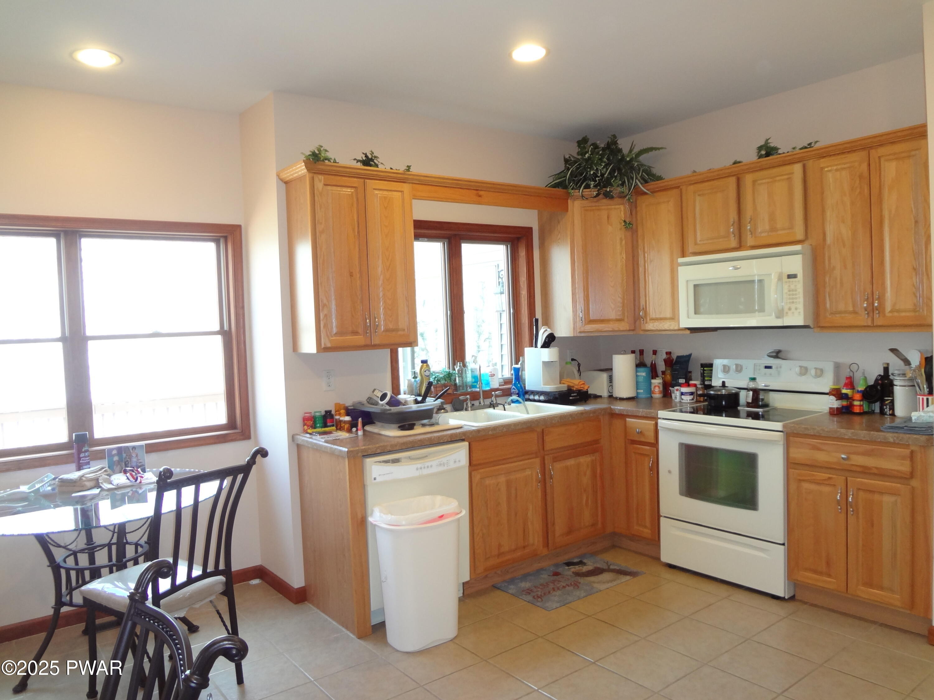 1100 Dewberry Drive, Hawley, Pennsylvania image 5