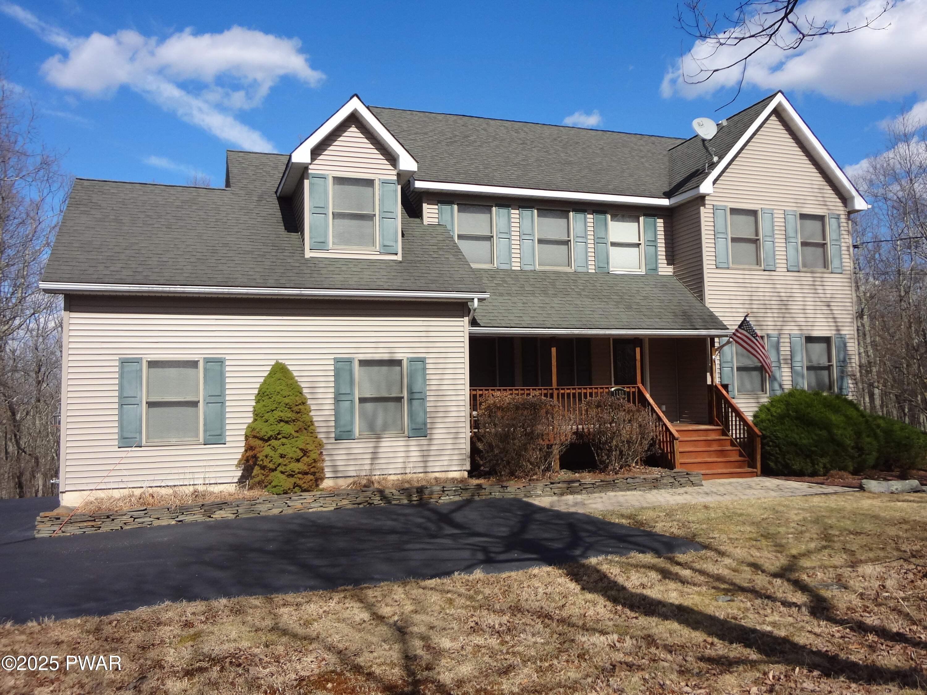 1100 Dewberry Drive, Hawley, Pennsylvania image 1