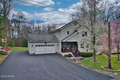 Homes For Rent - 111 Onandaga Road<br/> Shohola, PA 18458