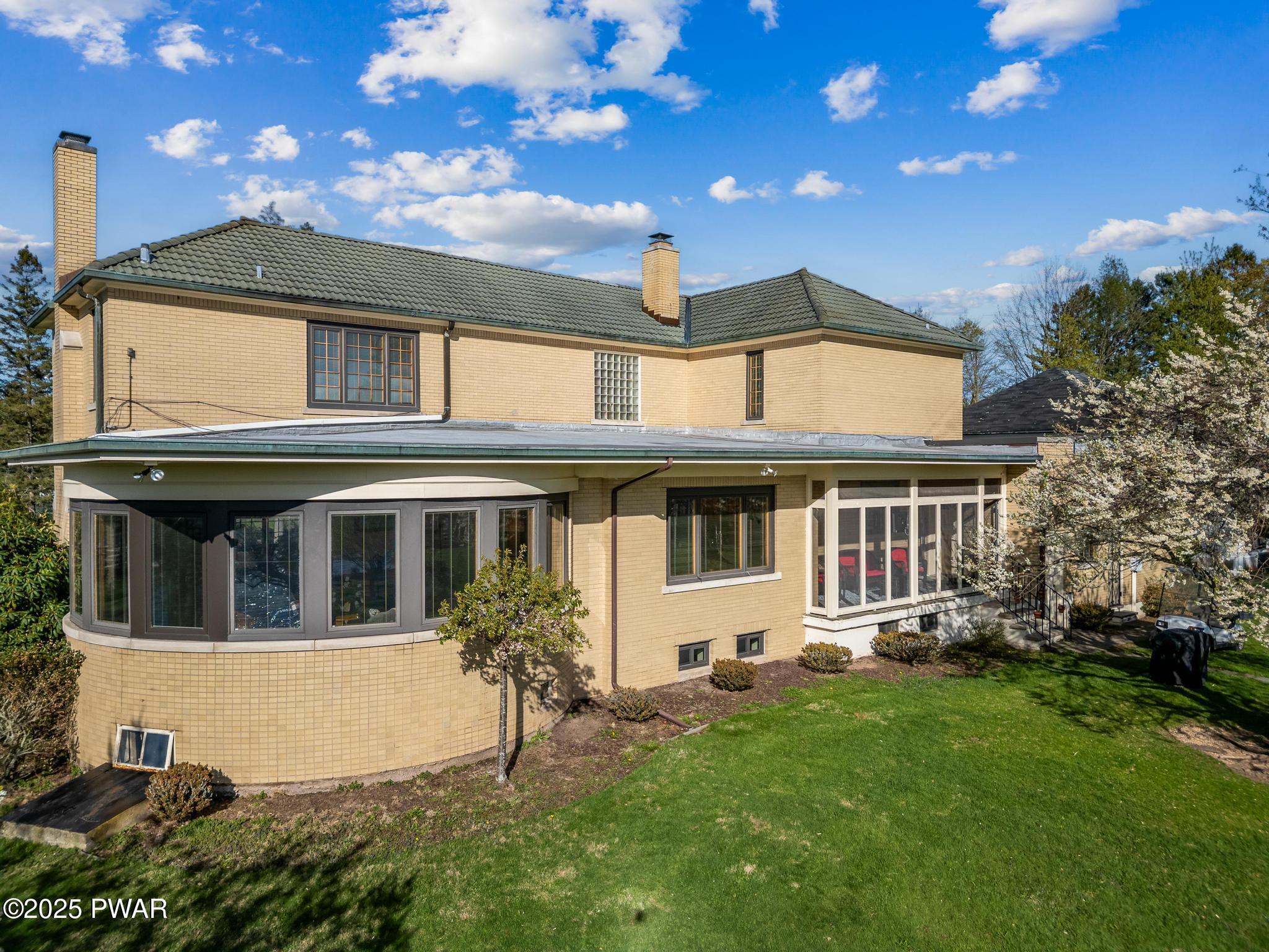 343 Crystal Lake, Carbondale, Pennsylvania image 10