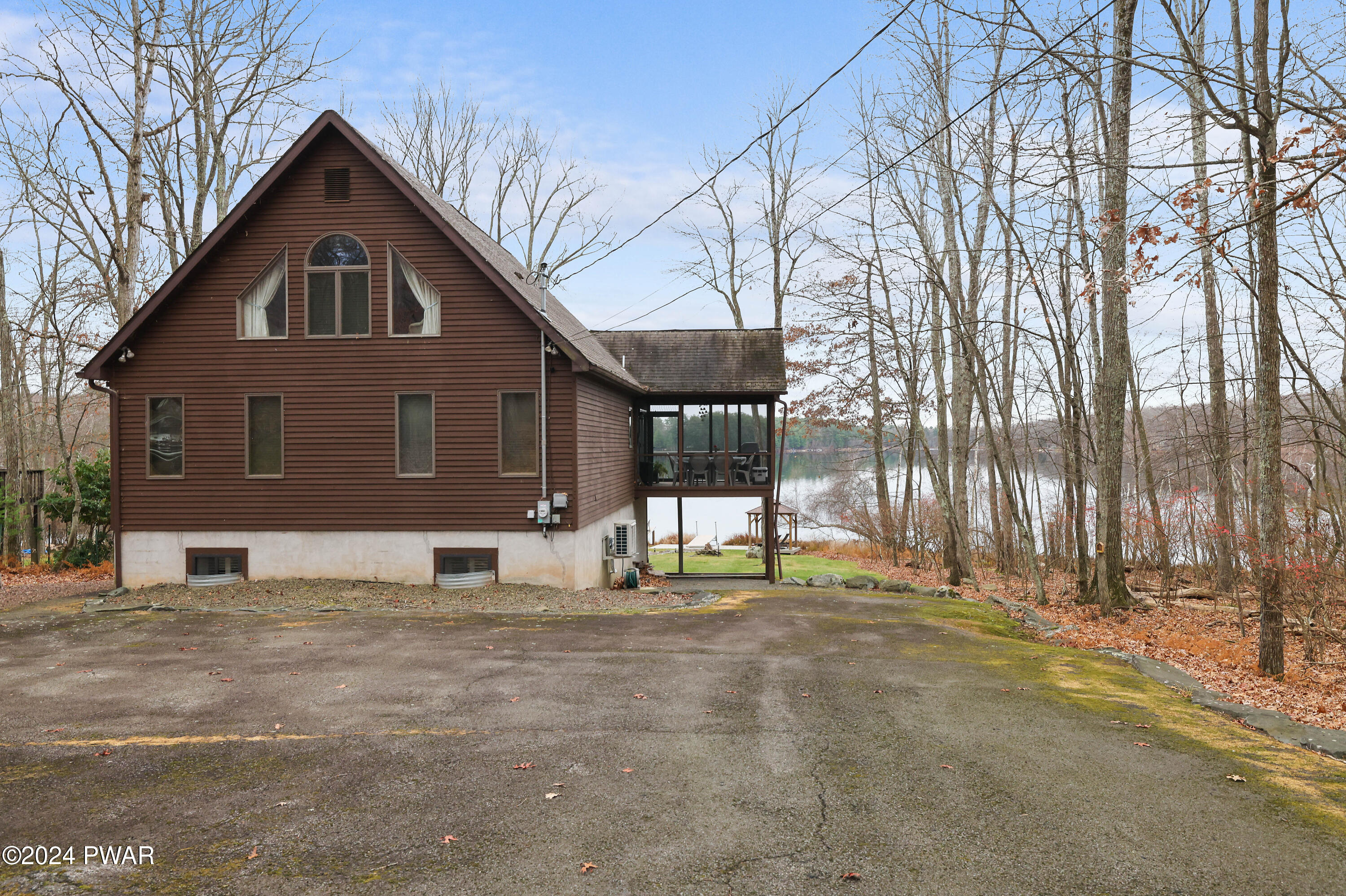 168 Fawn Lake Drive, Hawley, Pennsylvania image 6