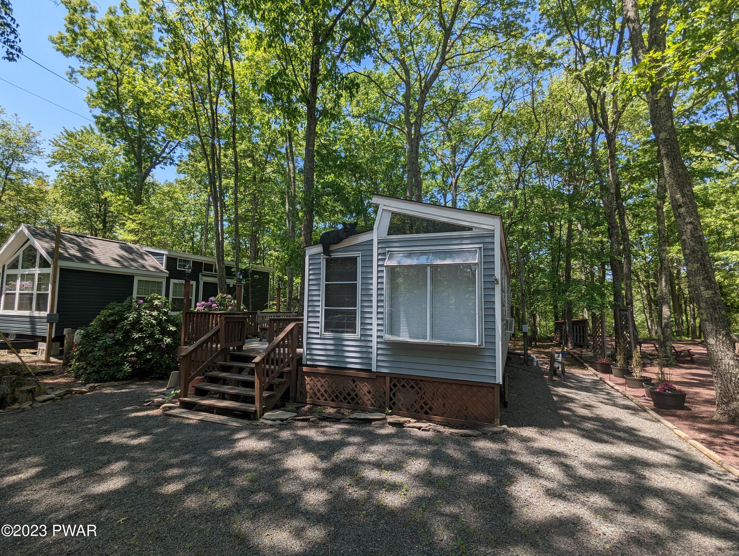 134 Crescent Drive, Milford, Pennsylvania image 4