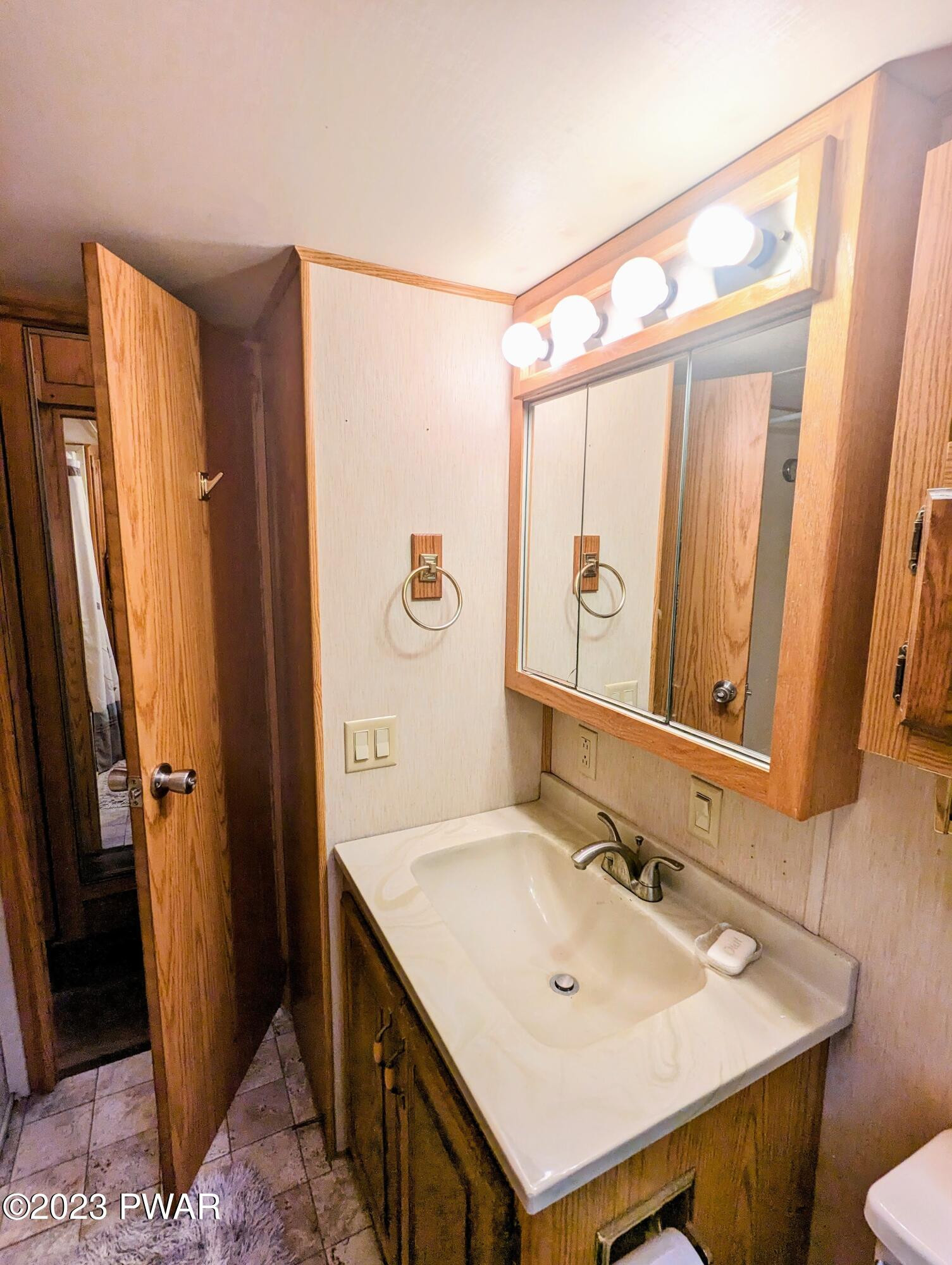 134 Crescent Drive, Milford, Pennsylvania image 15