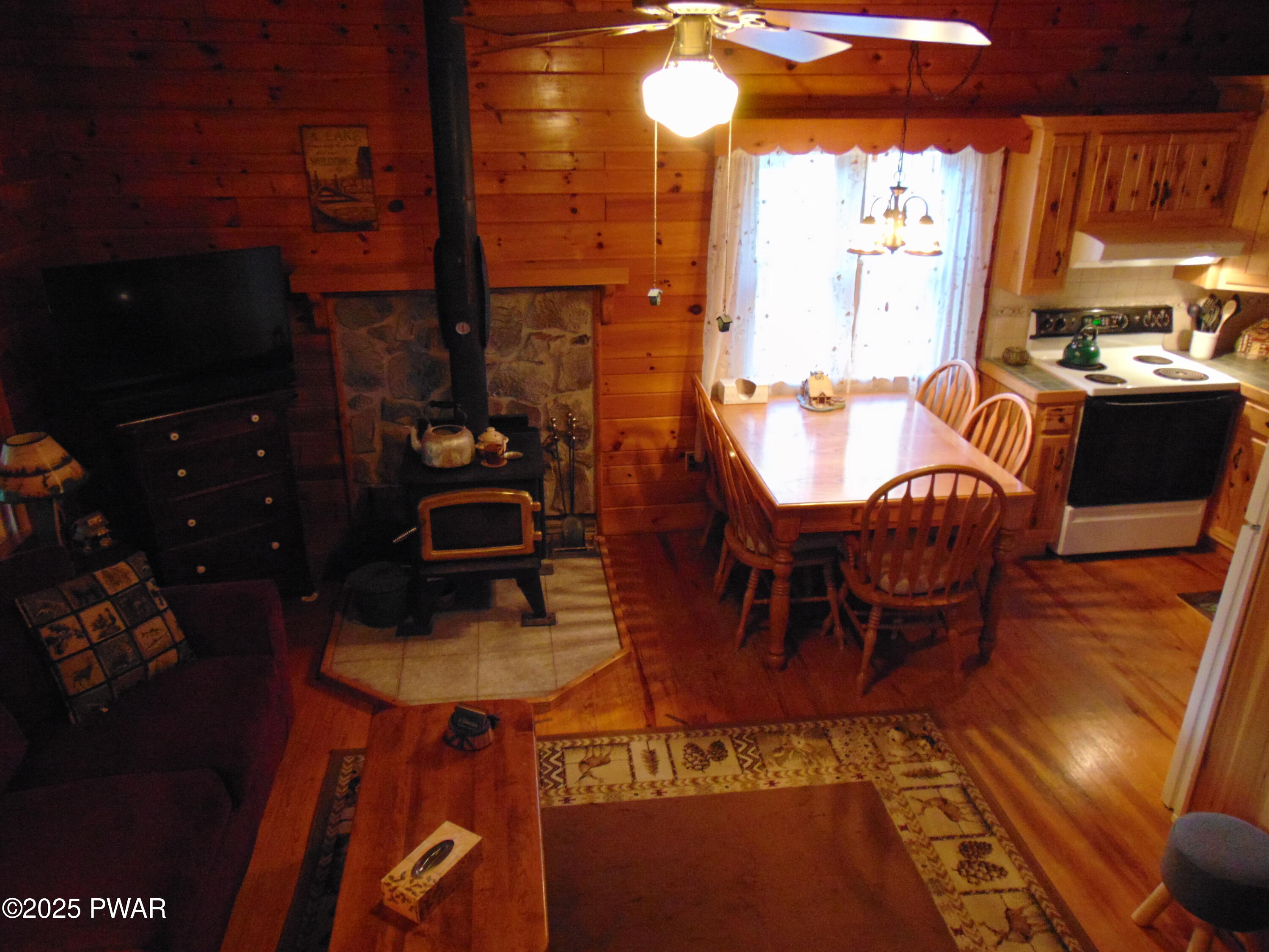 105 Leonard Lane, Paupack, Pennsylvania image 18